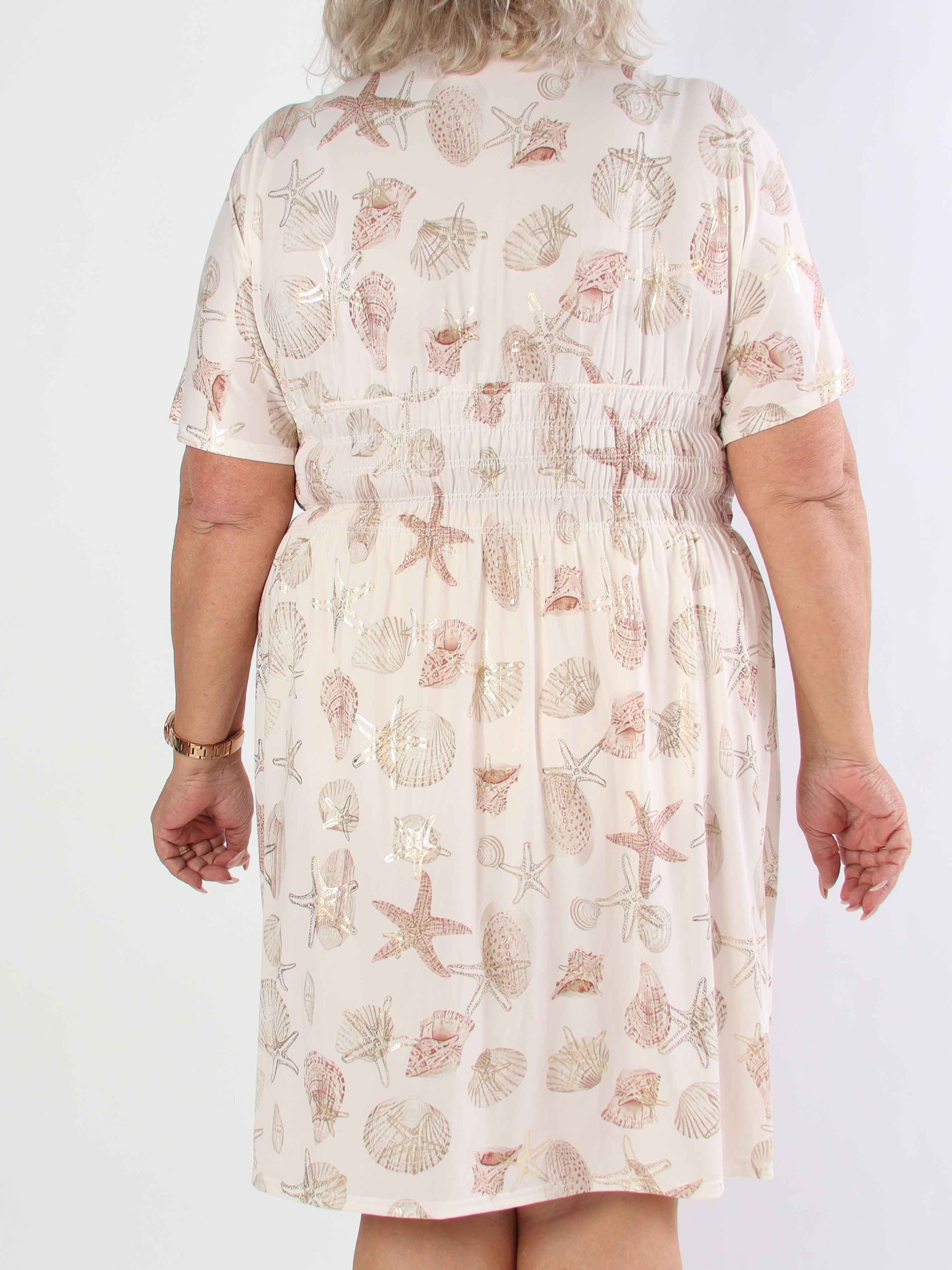 Pams Beach Short - Elastisk plus size klänning med musslor