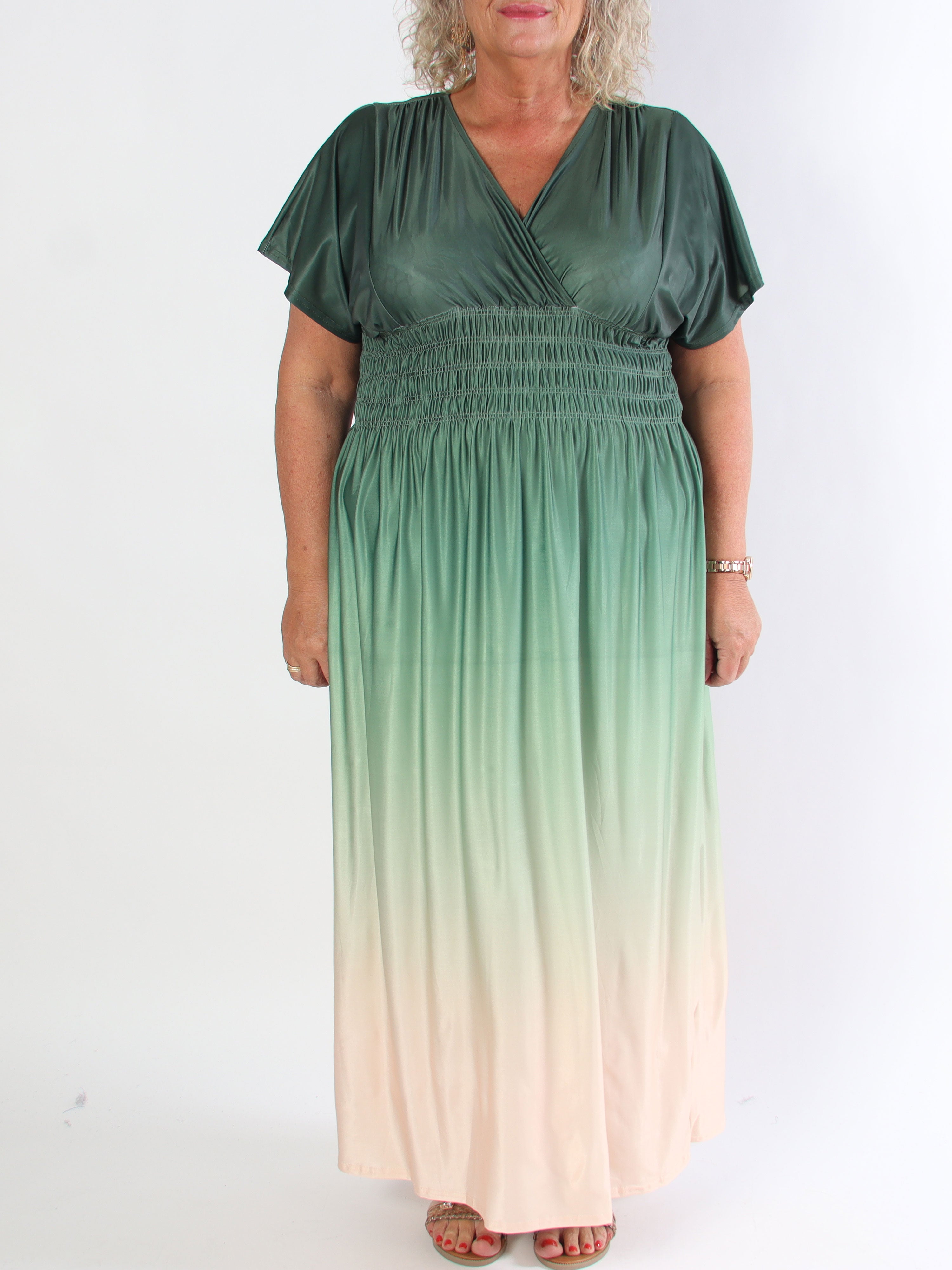 Pams Fade - Lång mångfärgad stretchig plus size klänning