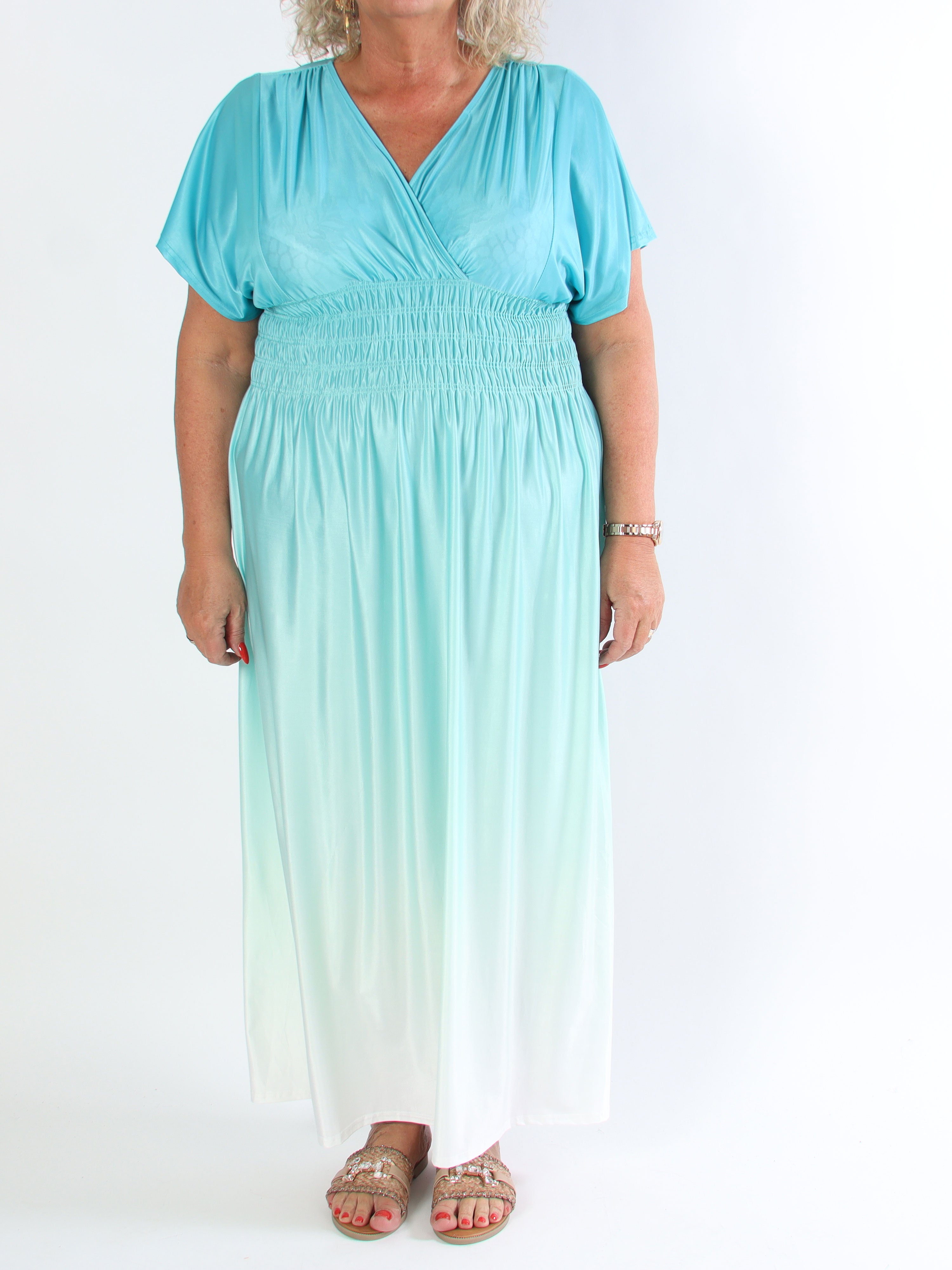 Pams Fade - Lång mångfärgad stretchig plus size klänning