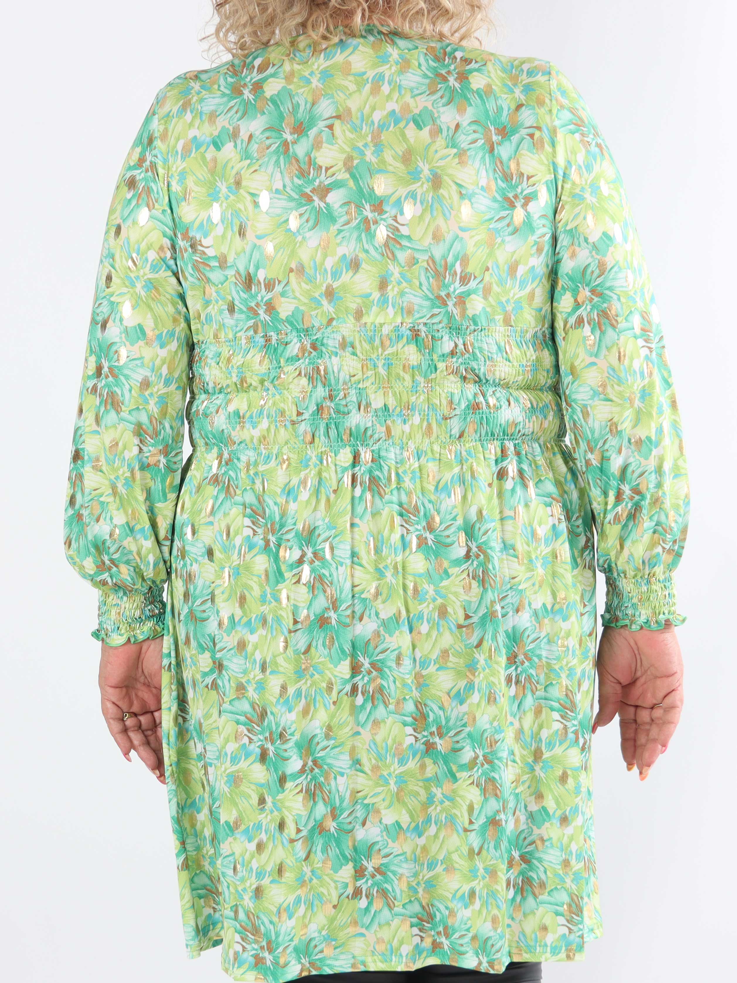 Pams Floral Short L/S - Elastisk plus size-klänning med smockad midja