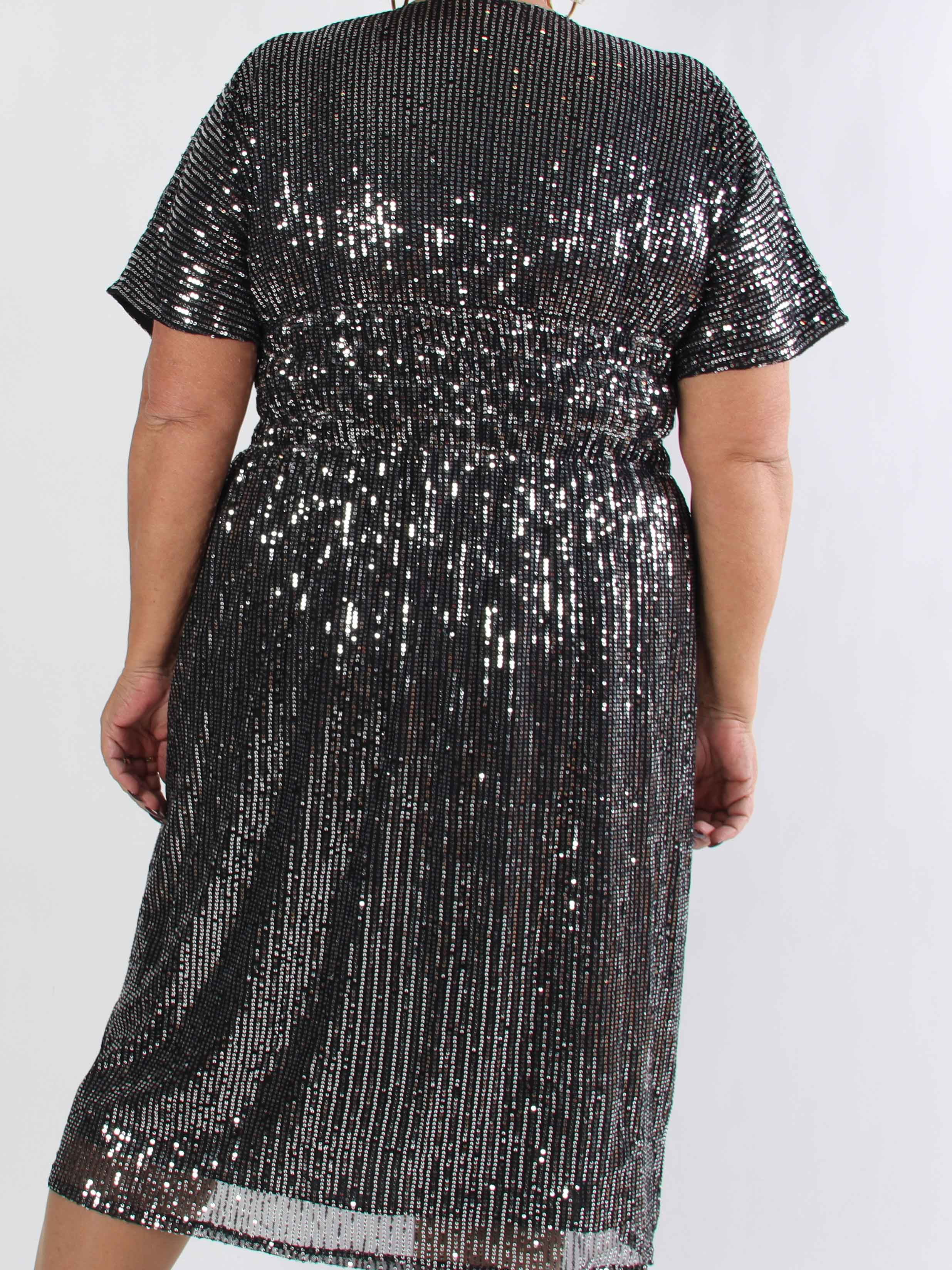 Pams Glitter Midi - Fin plus size klänning med paljetter och smock i midjan