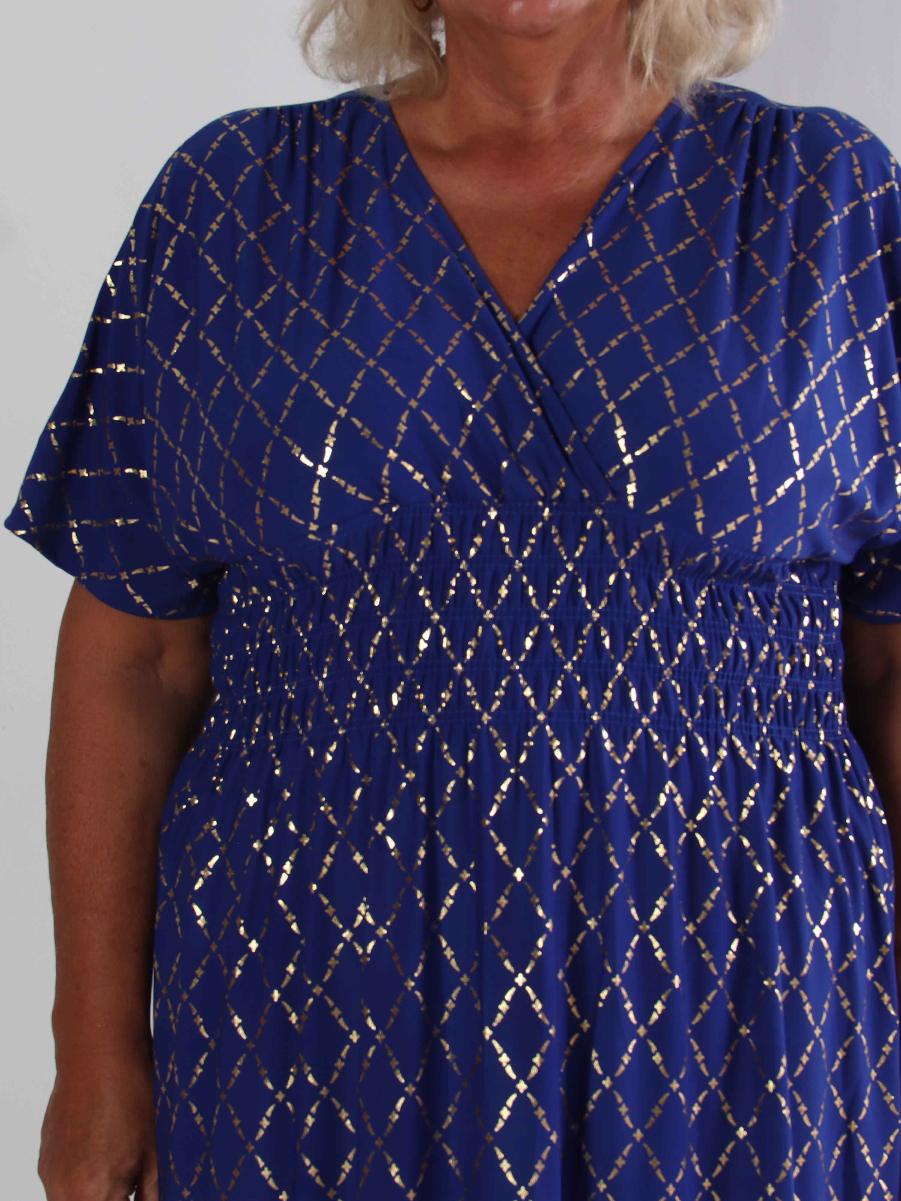 Pams Gold Check - Lång elastisk plus size klänning med gulddetaljer