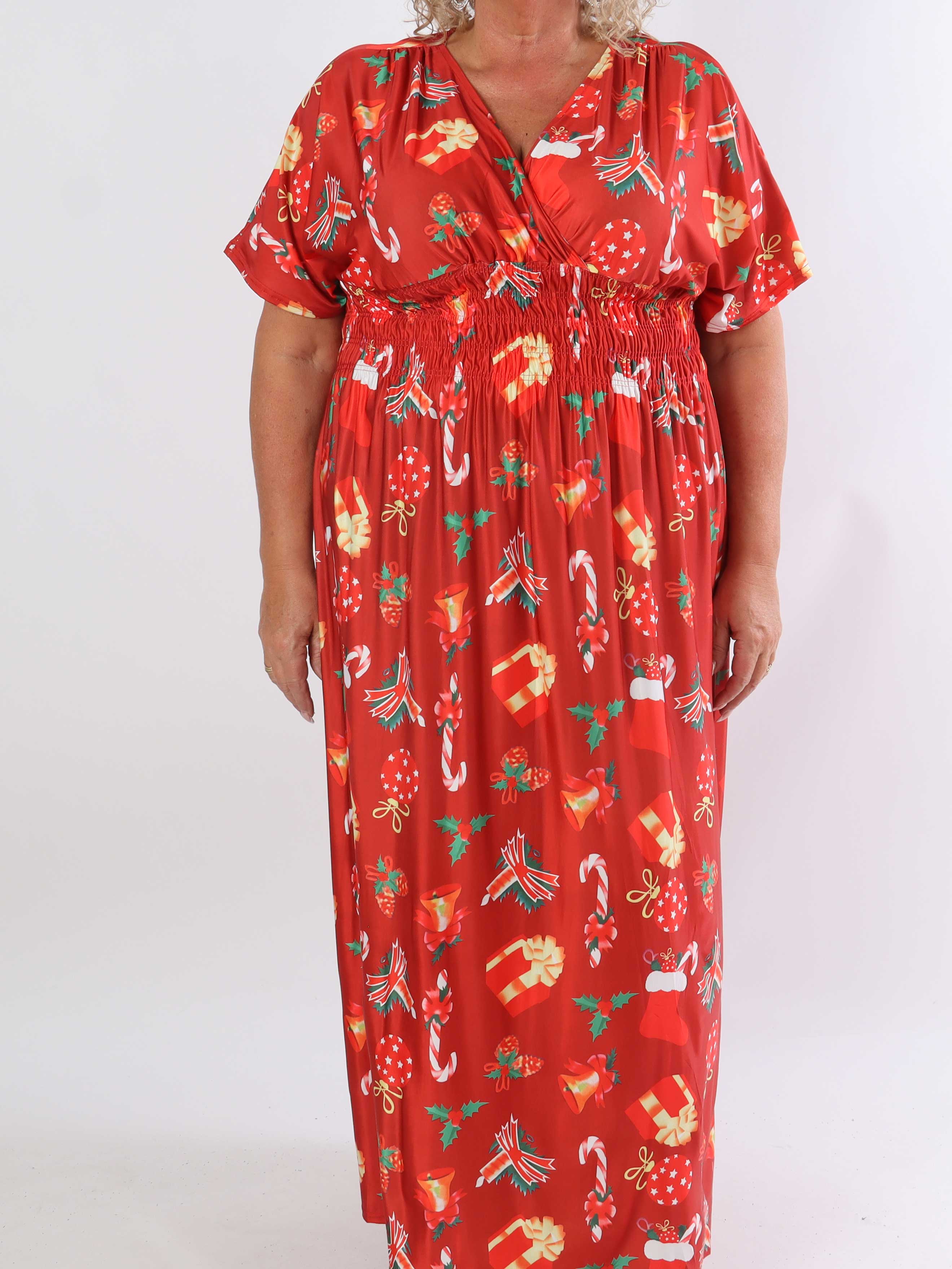 Pams Holiday - Lång stretchig plus size-klänning med julmotiv