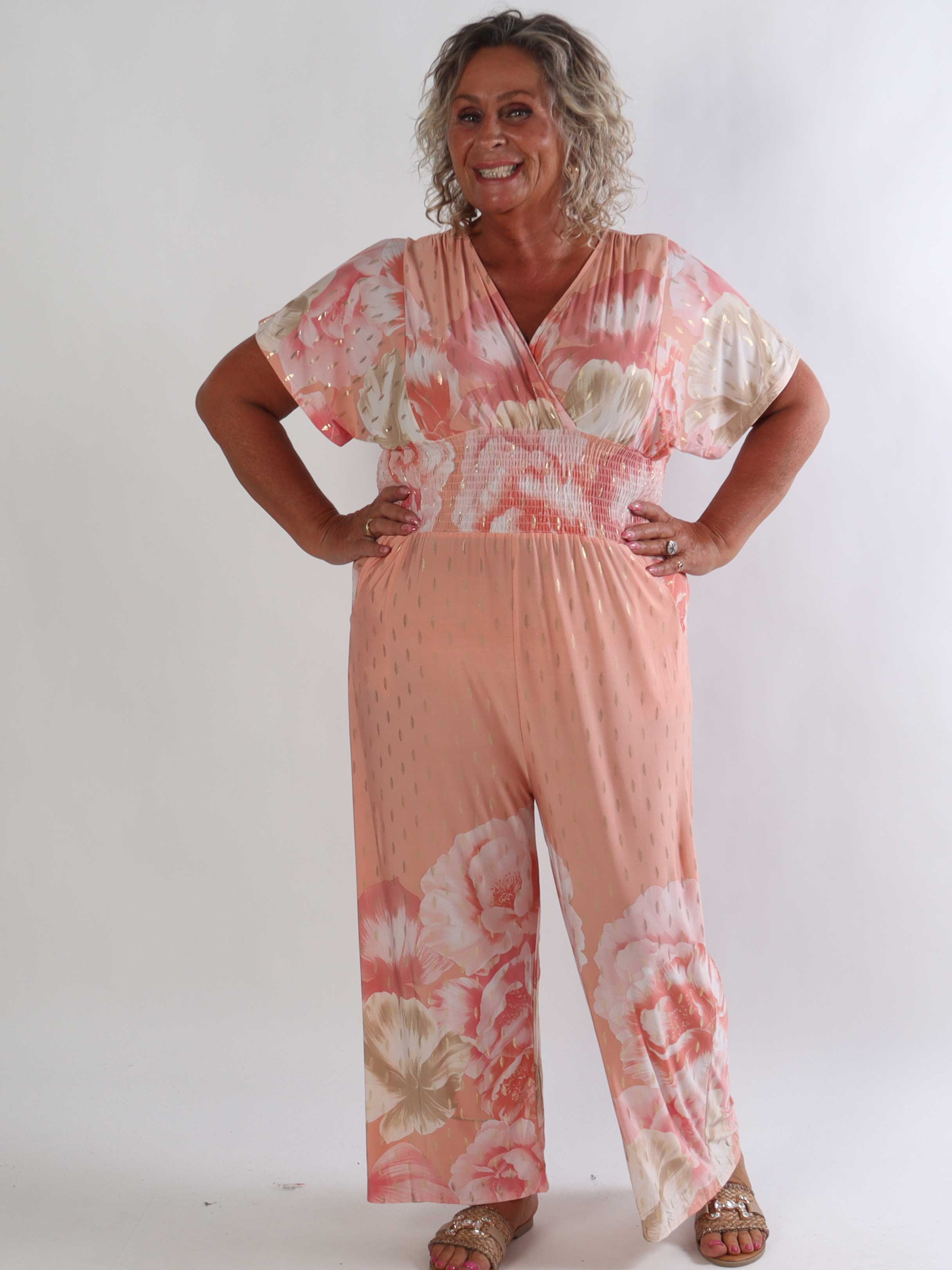 Pams Peony Jumpsuit - Elastisk plus size buksedragt med blomstermotiver