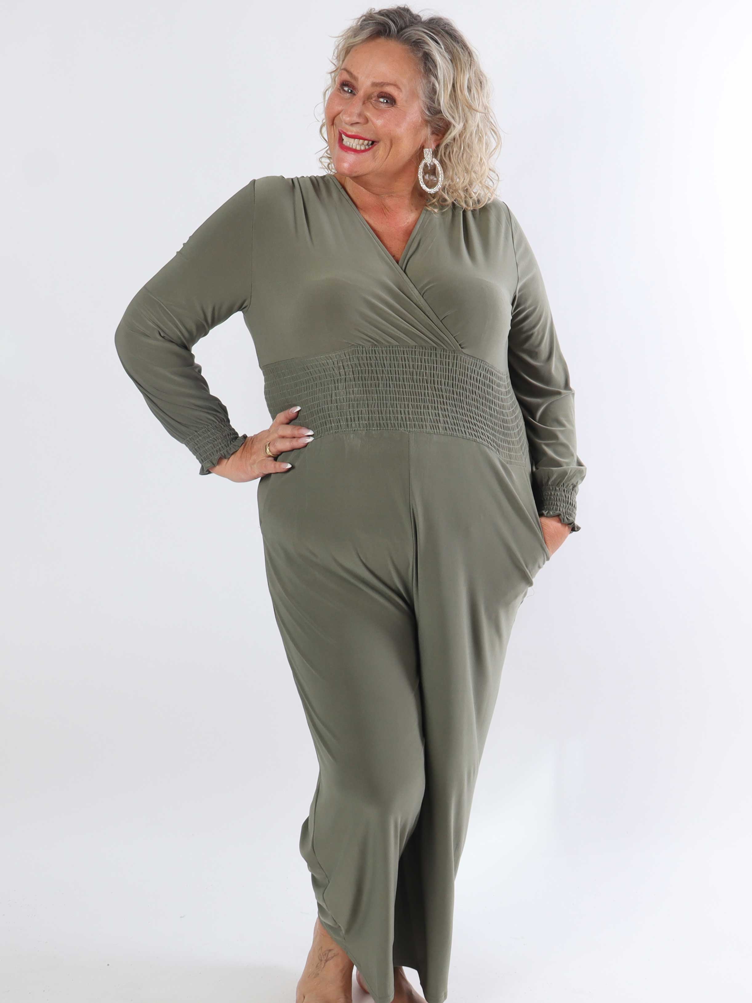 Pams Plain Jumpsuit L/S - Plain elastisk jumpsuit i storlekar