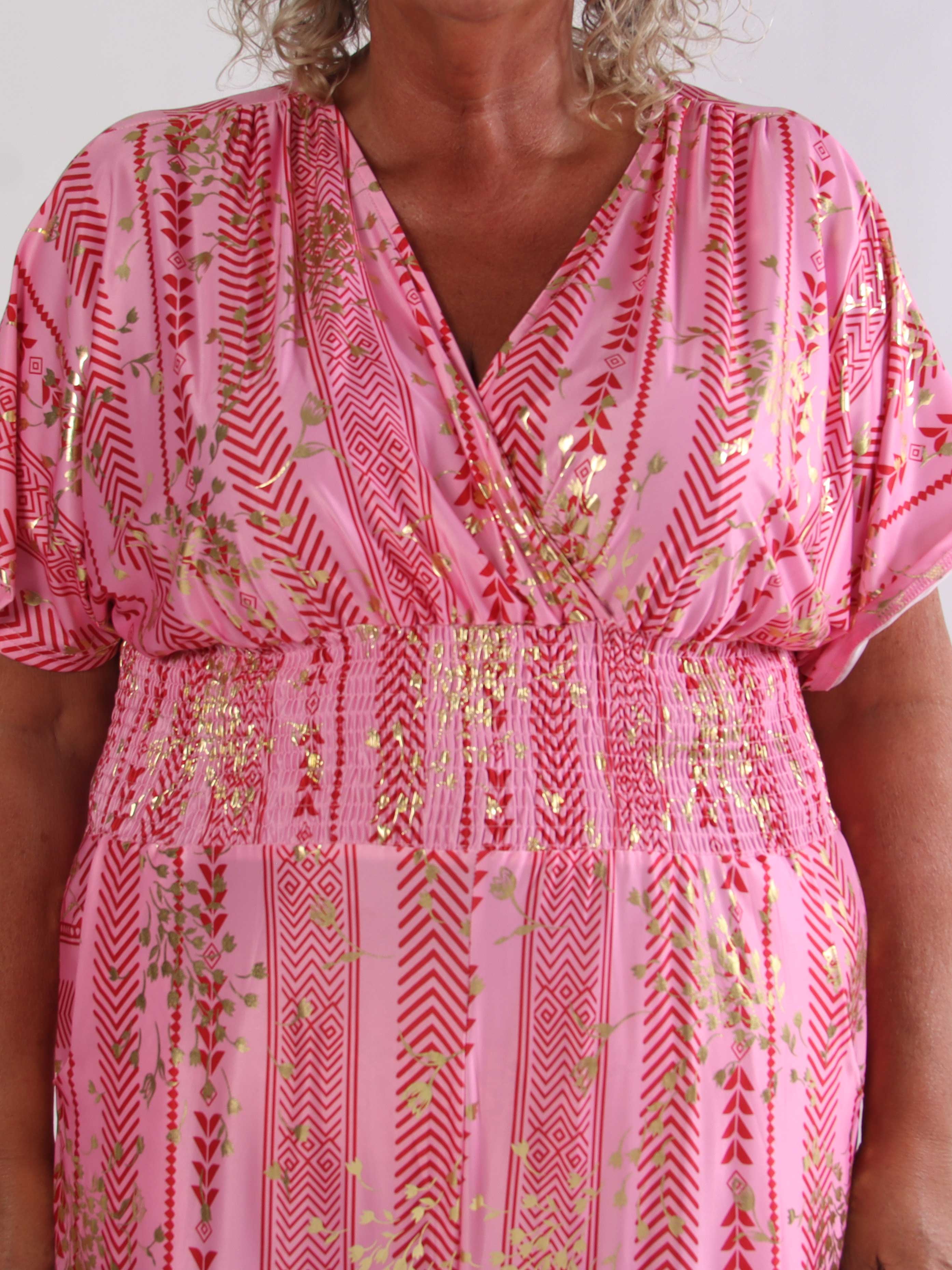 Pams Tribal Jumpsuit - Plus size mønstret buksedragt med små guld blomster