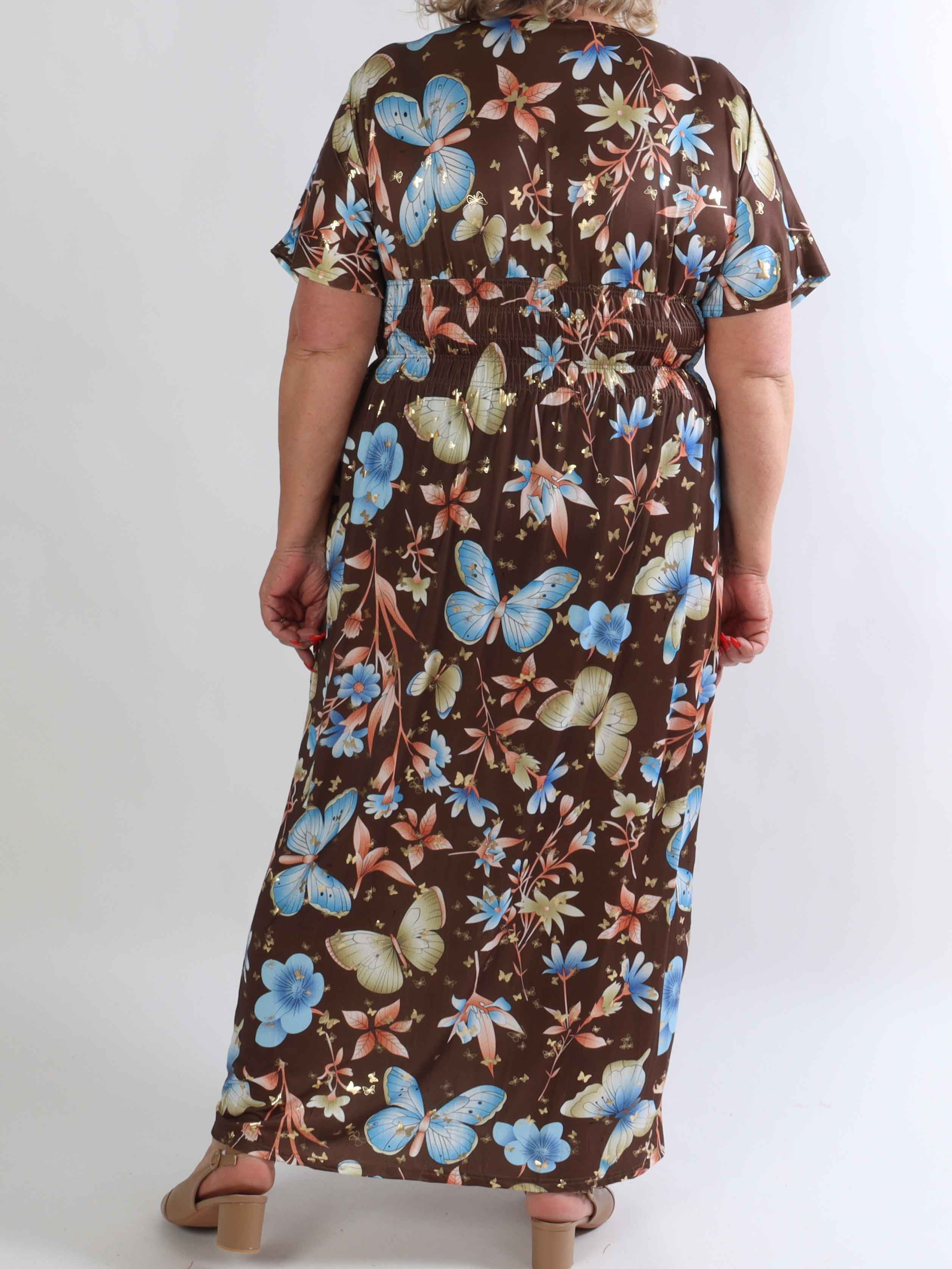 Pams Fairytale - Lång plus size klänning i fint blom- och fjärilstryck