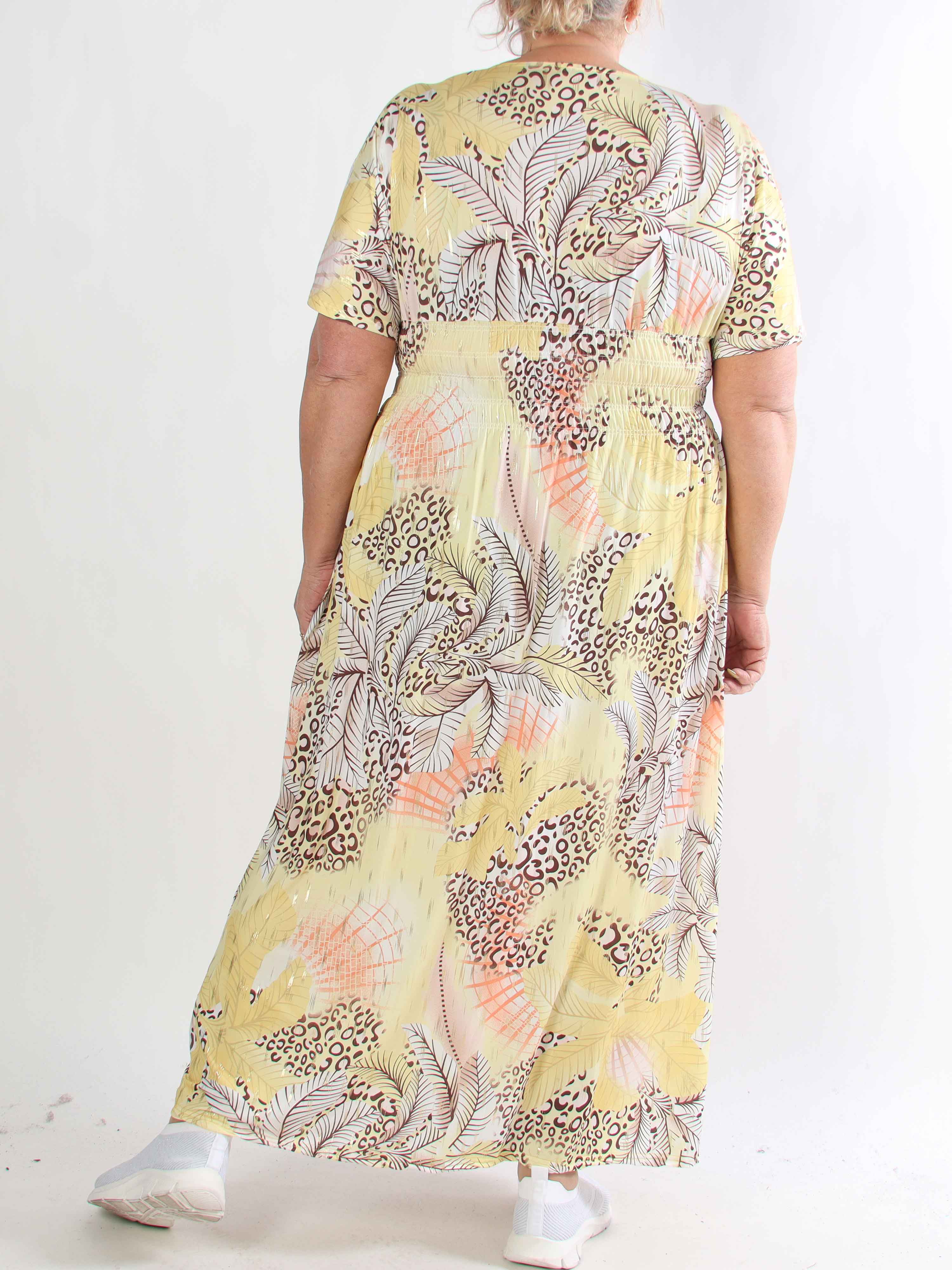 Pams Multi Leo - Plus size elastisk kjole med print og guld detaljer