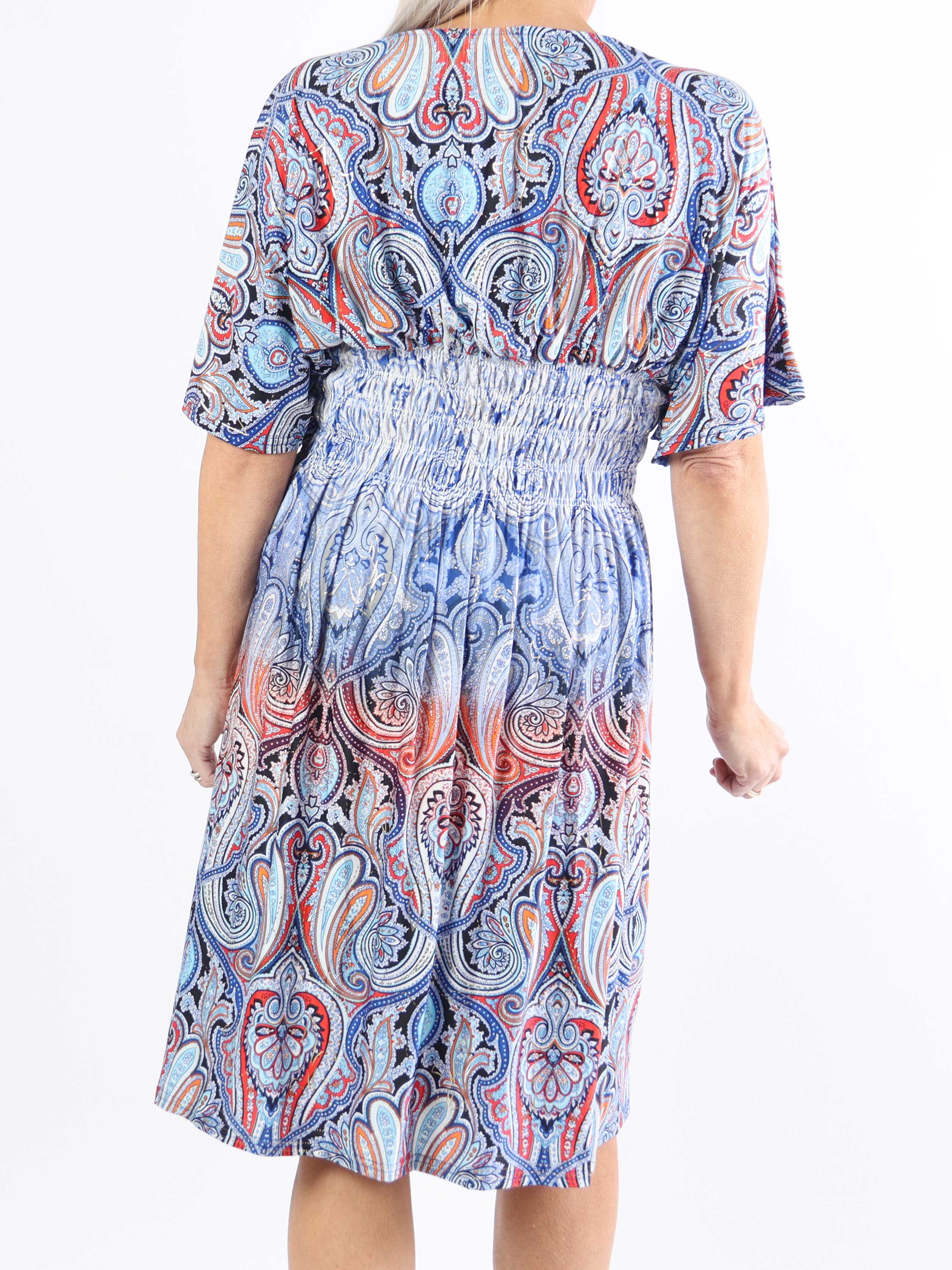 Pams Paisley short S/S - Mönstrad elastisk plus size-klänning med smock