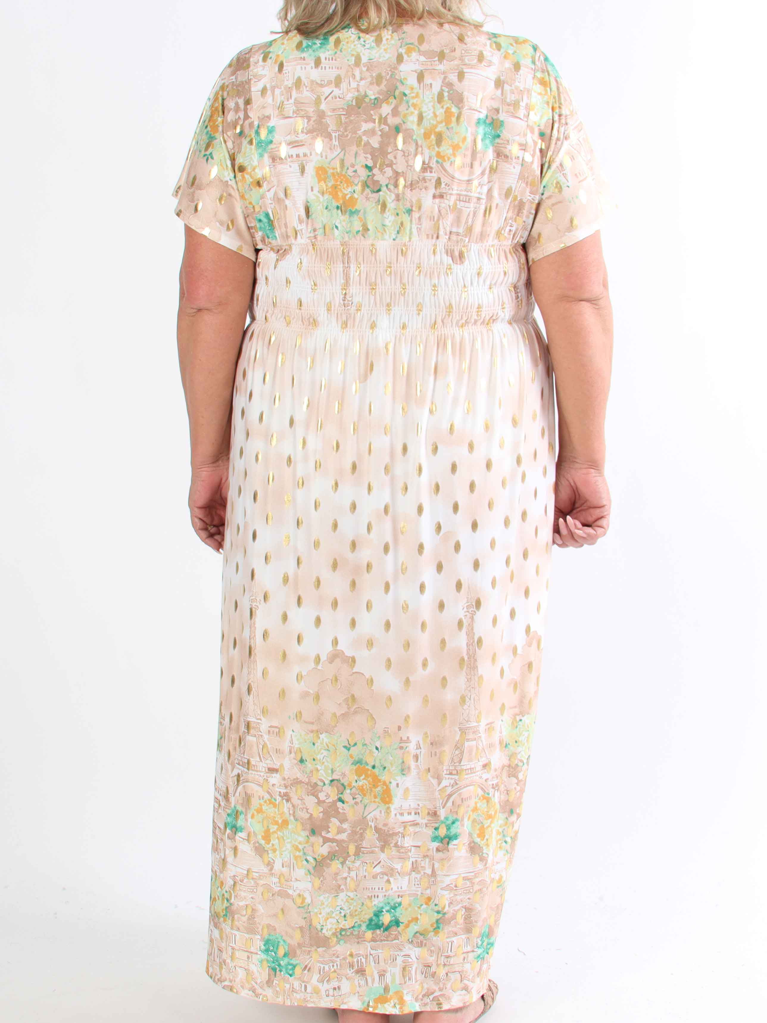 Pams Paris - Lång stretchig plus size-klänning med guldnitar