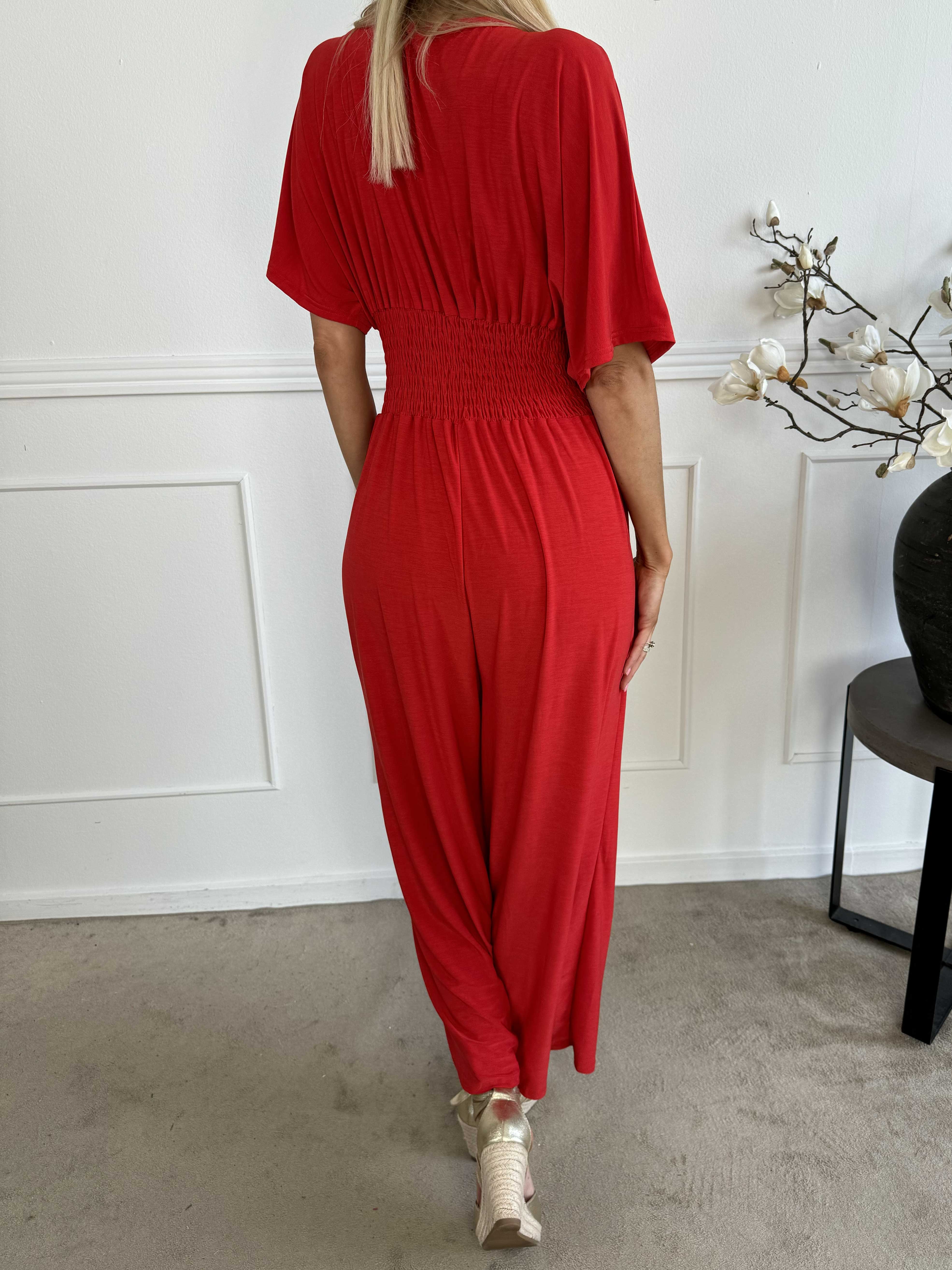 Pams Plain Jumpsuit - Elastisk enfärgad byxdräkt