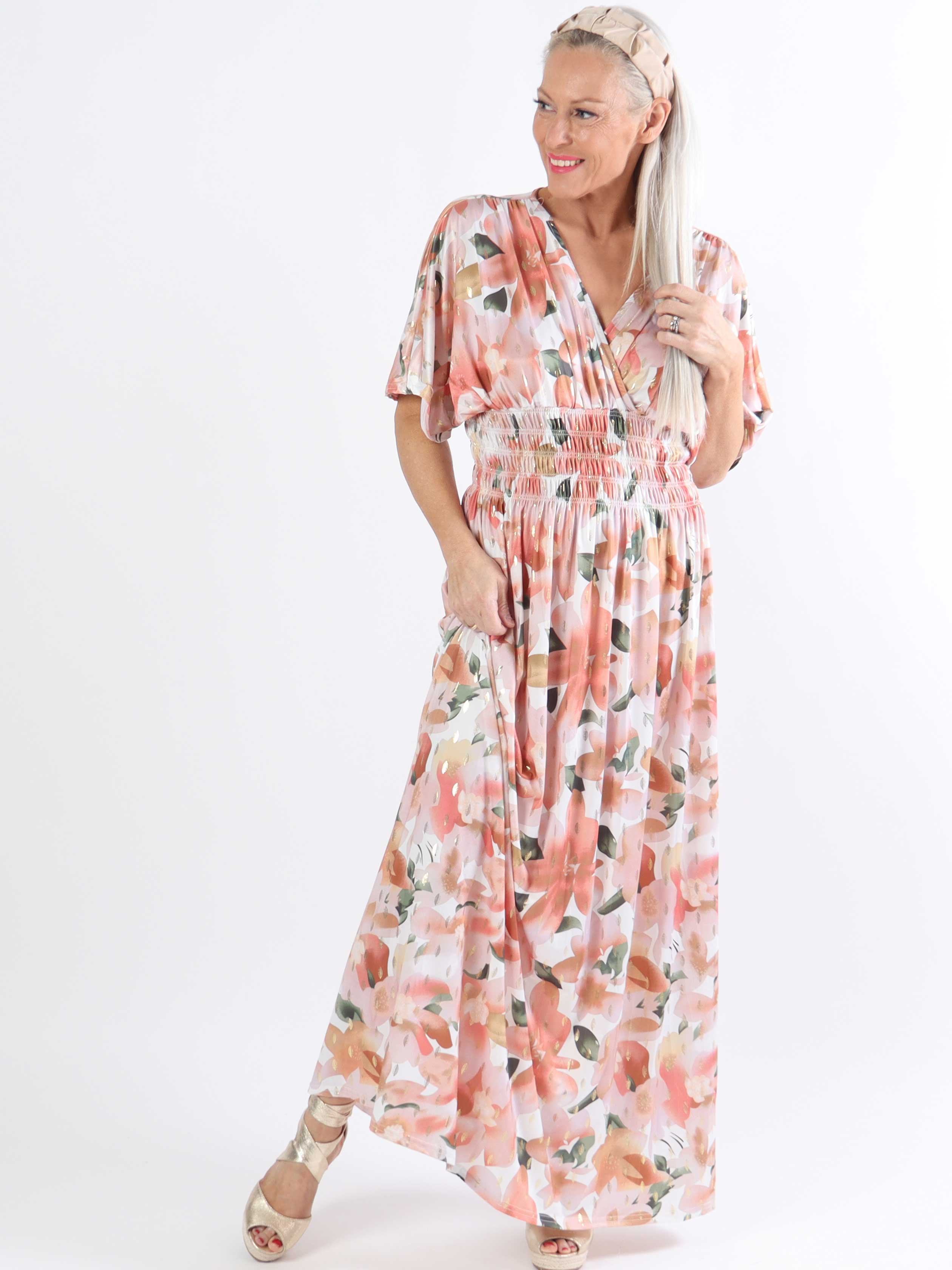 Pams Sweet Flower - Lång elastisk plus size-klänning i skrynkelfritt tyg