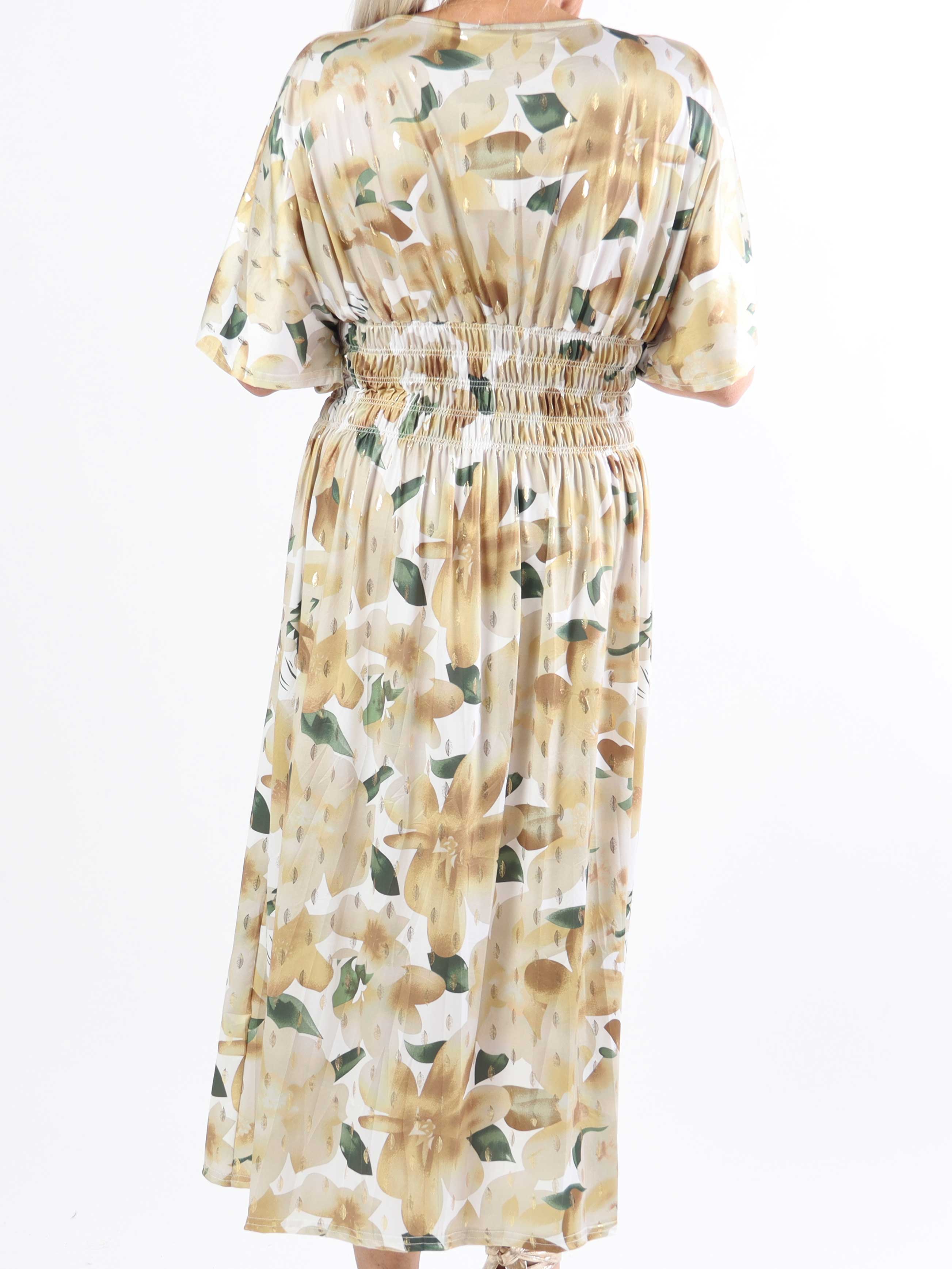 Pams Sweet Flower Midi - Elastisk plus size-klänning i skrynkelfritt tyg