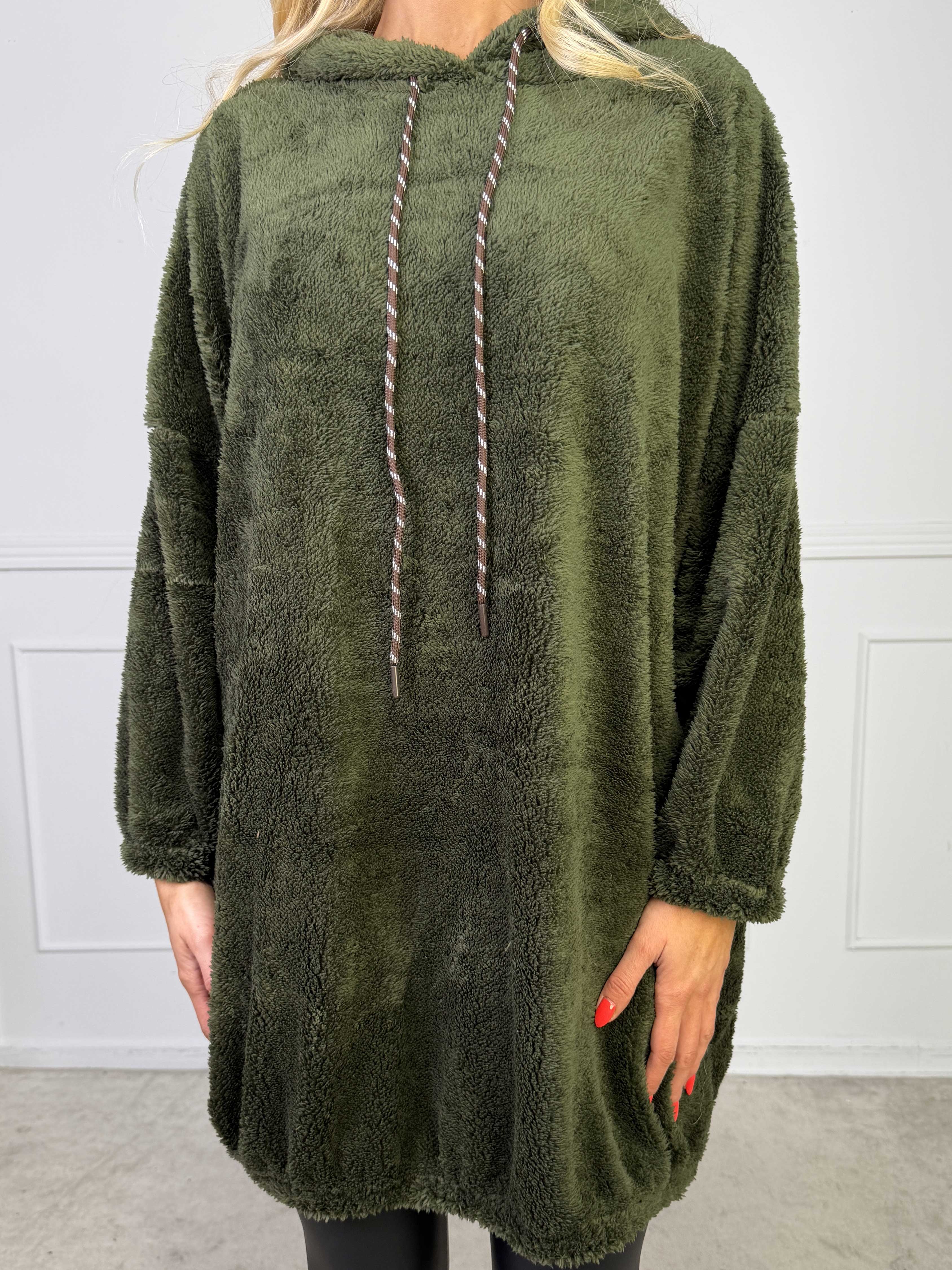Puffy - Oversize hoodie i fluffy och mjukt material