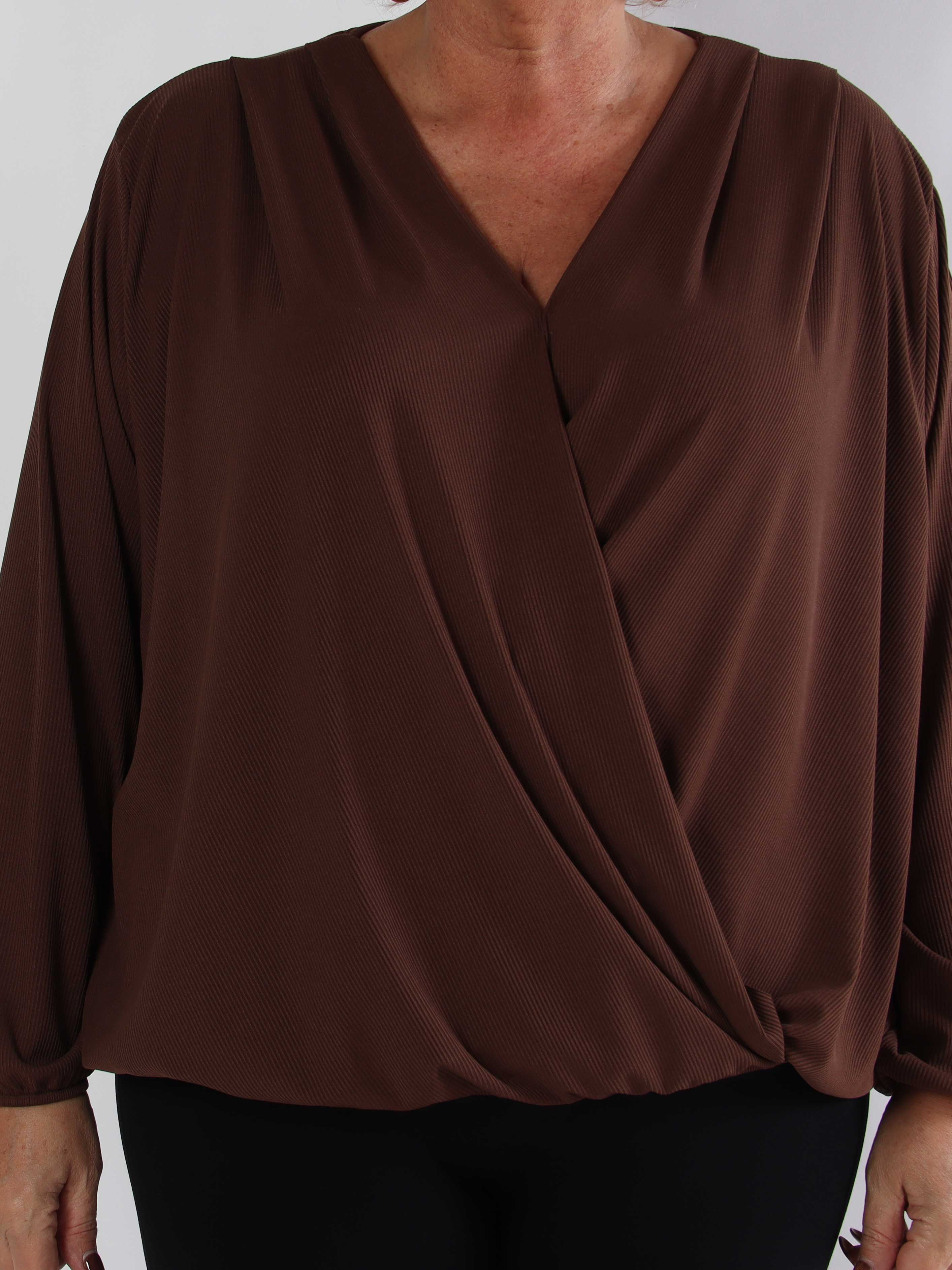 Rakel Plain - Långärmad plus size blus i ribbat tyg