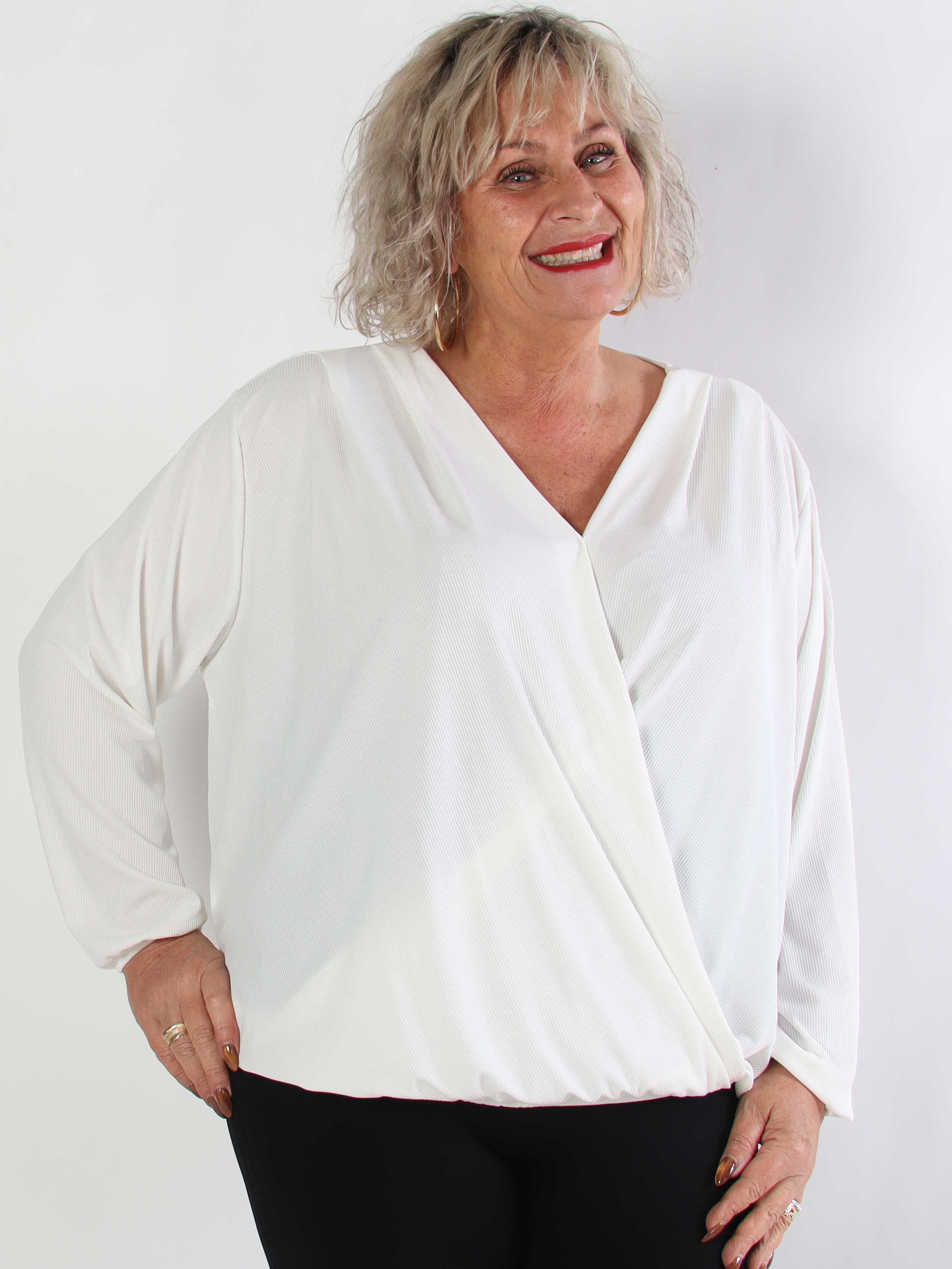 Rakel Plain - Långärmad plus size blus i ribbat tyg