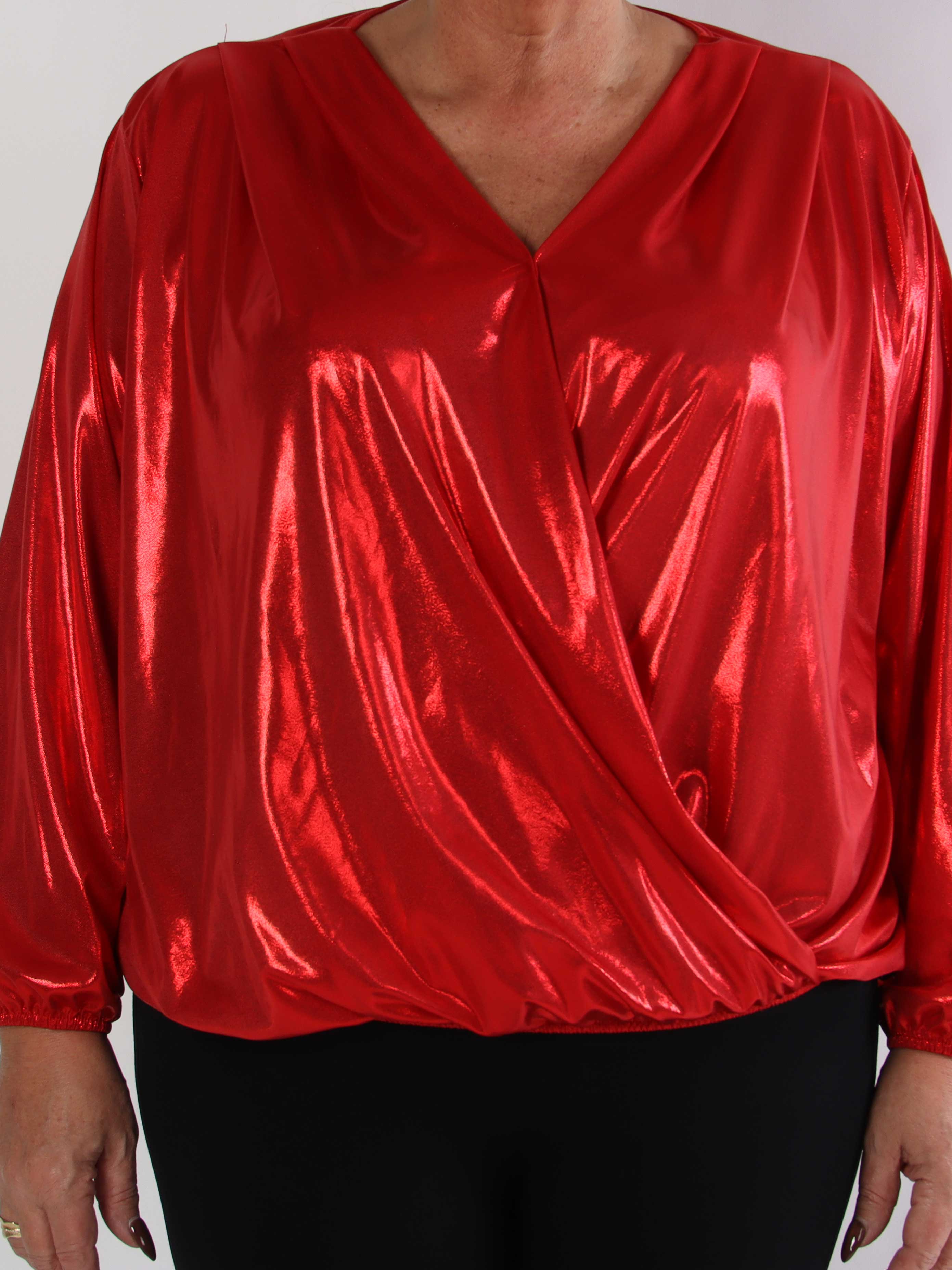 Rakel Shiny - Långärmad plus size blus i skimrande tyg