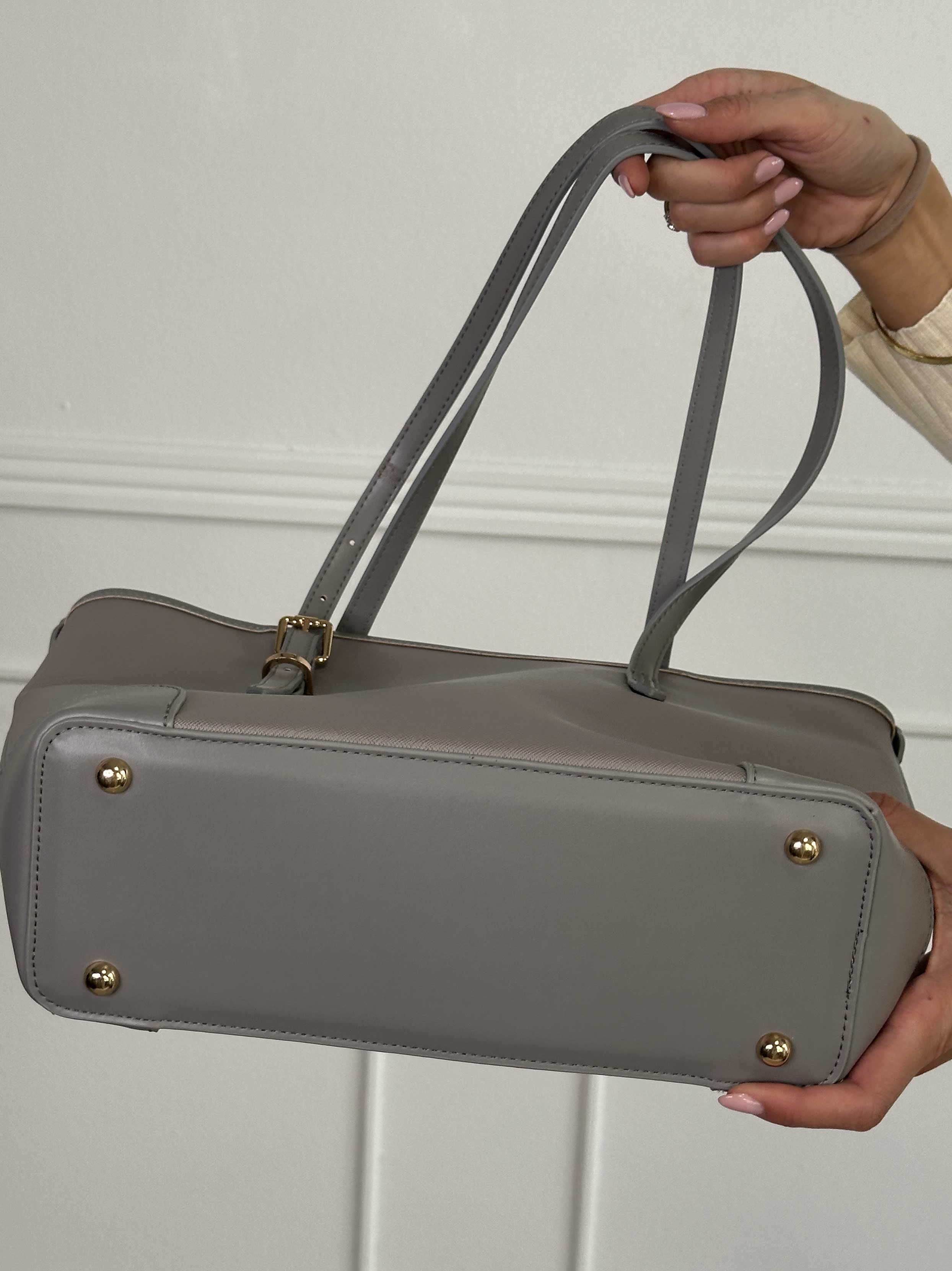 Randi - Shopper bag med justerbara axelband