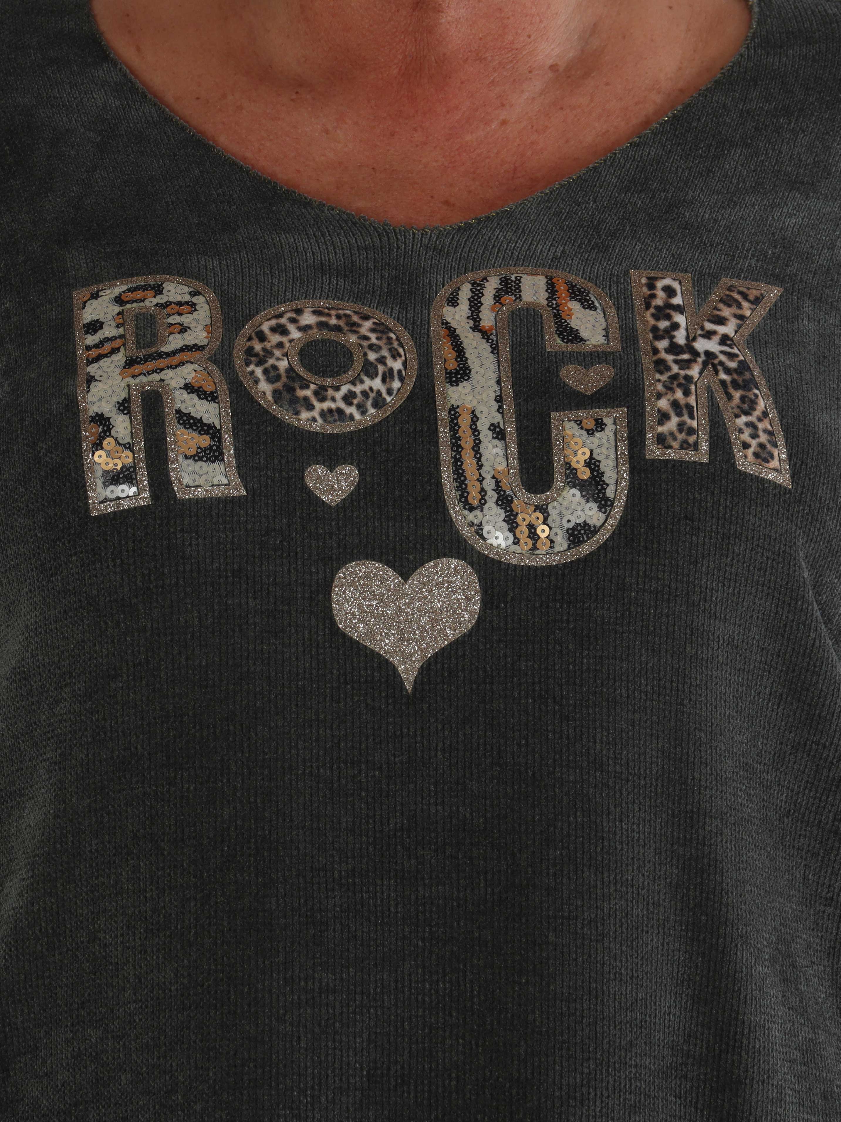 Rocka - Mjuk stickad plus size klänning med motiv