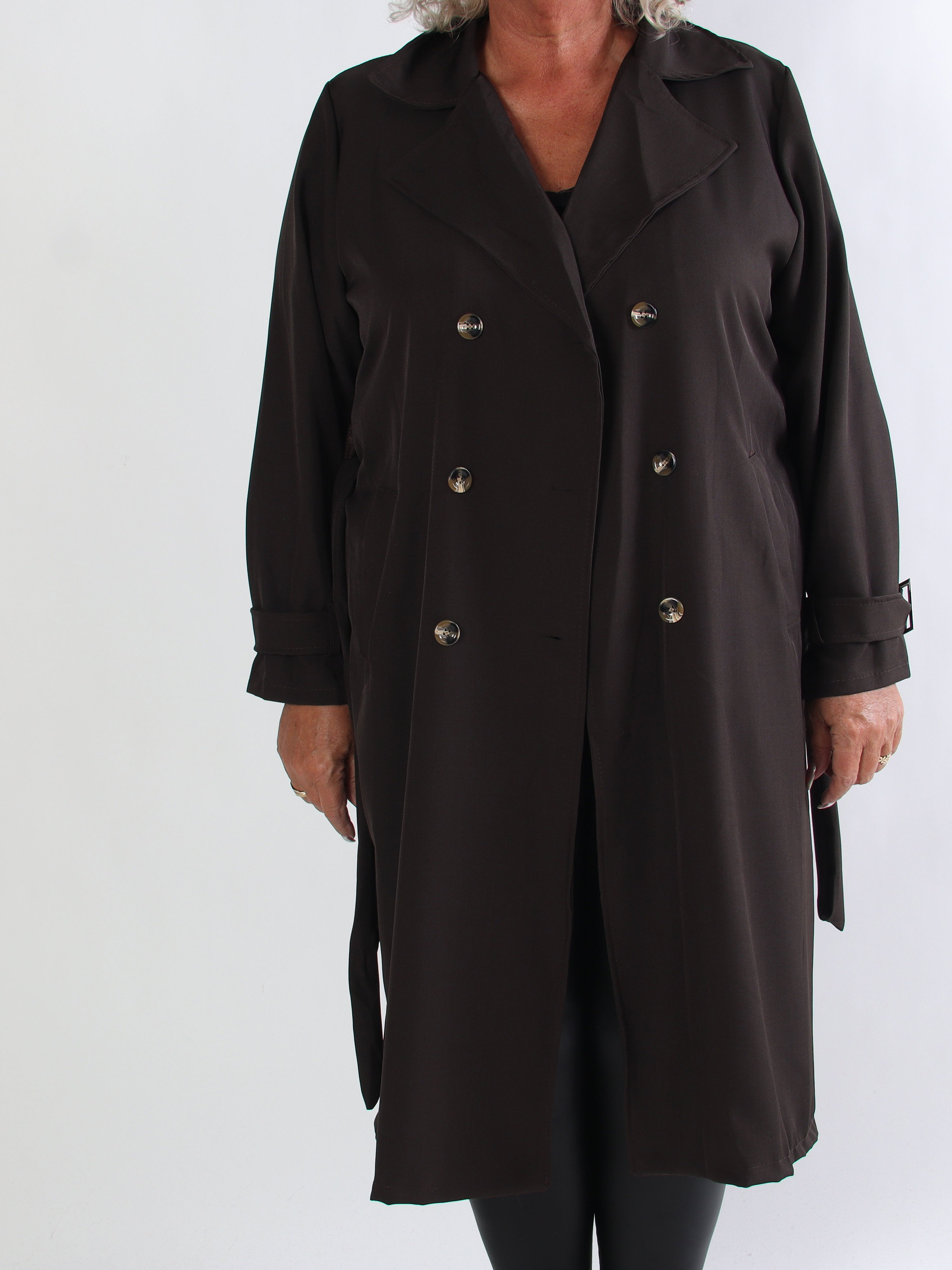 Sharpay - Lätt trenchcoat i plusstorlek med knytband