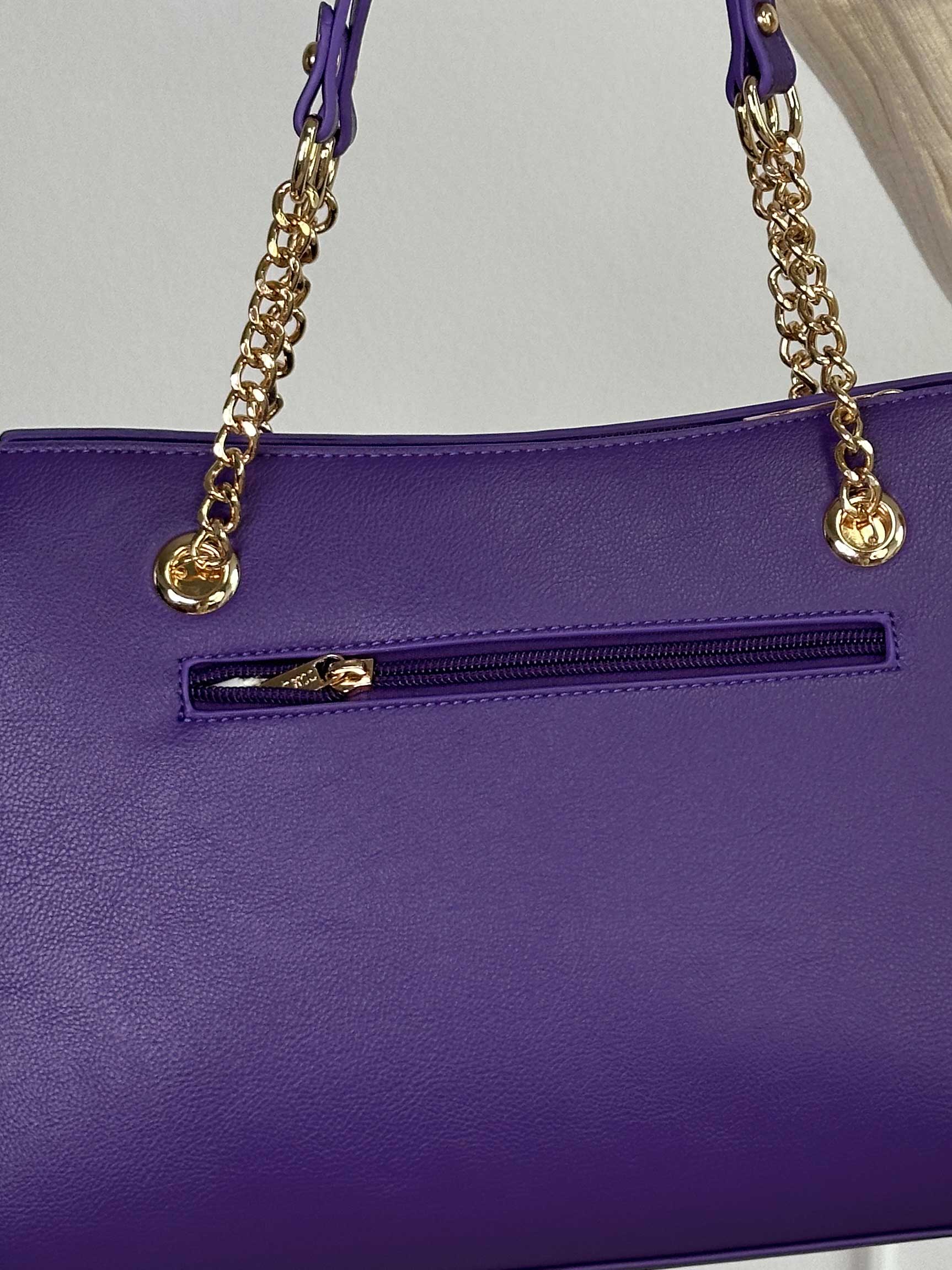 Sigun - Axelväska med medföljande rem till crossbody