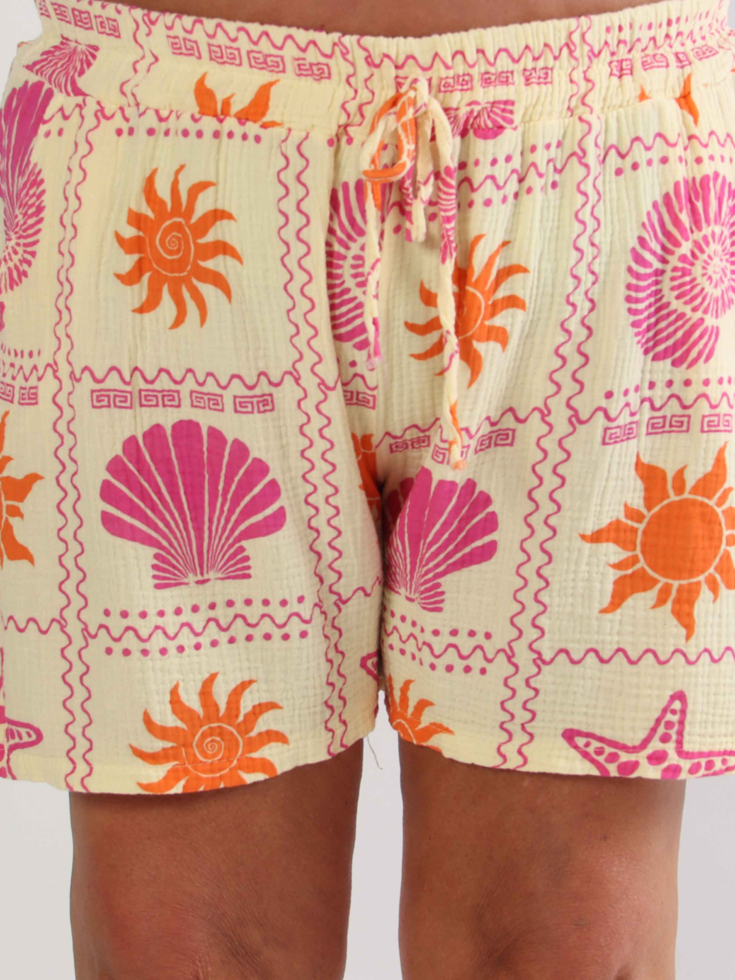 Stevie Summer - Plus size shorts i bomulds musselin-stof med sommermotiver