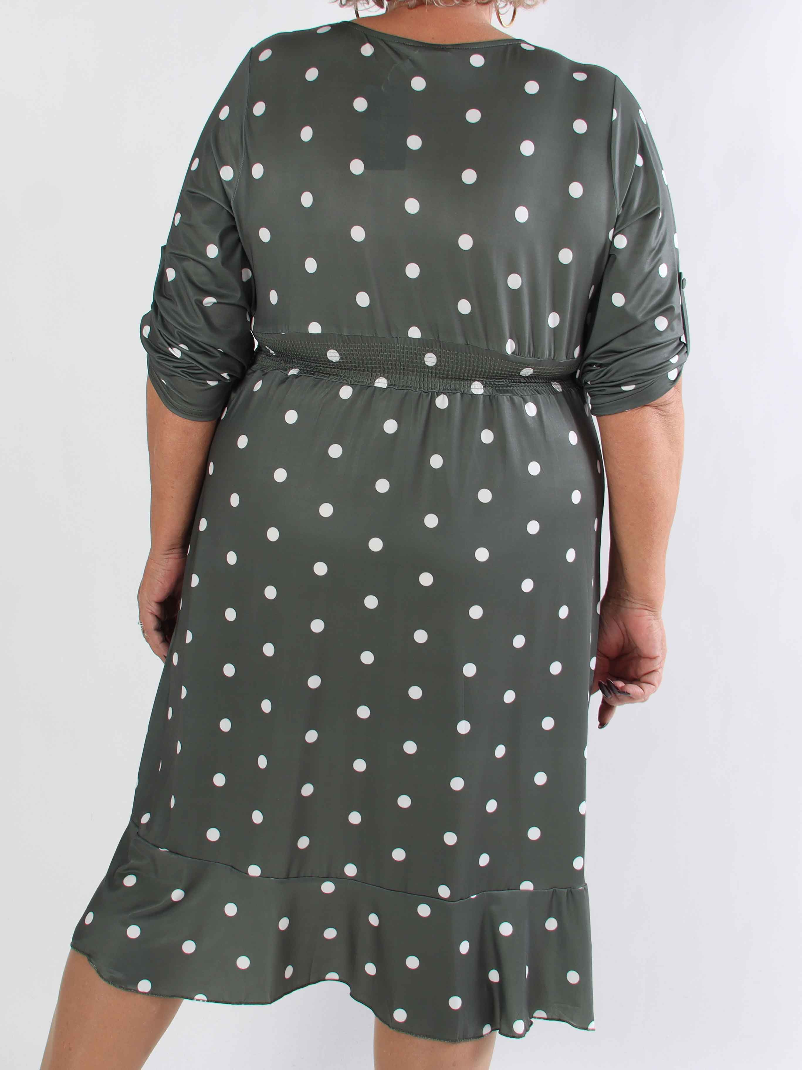 Savina Dot - Elastisk plus size klänning i omlott-look med prickar