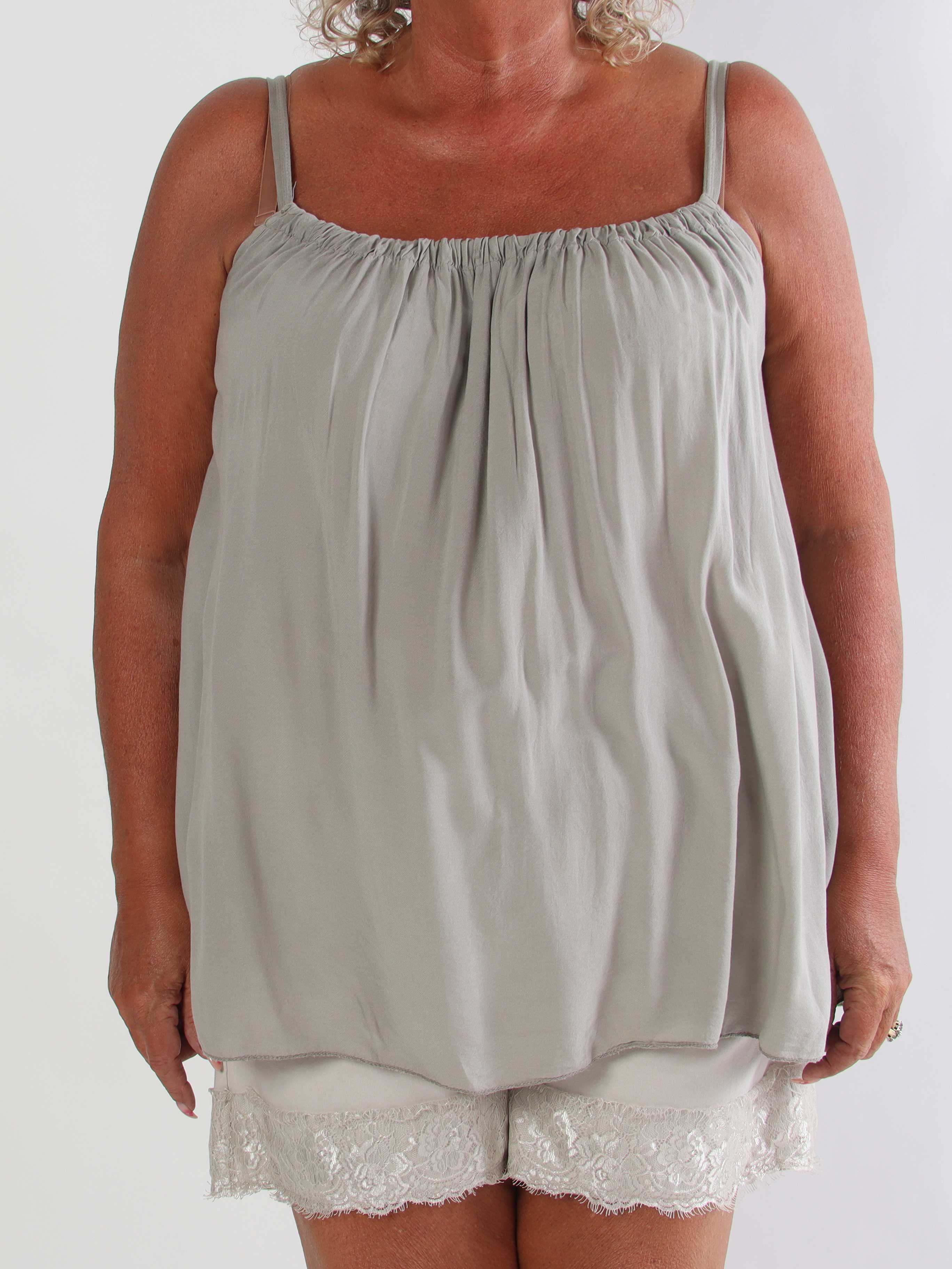Sunshines Top - Lätt och luftig plus size topp i viskos