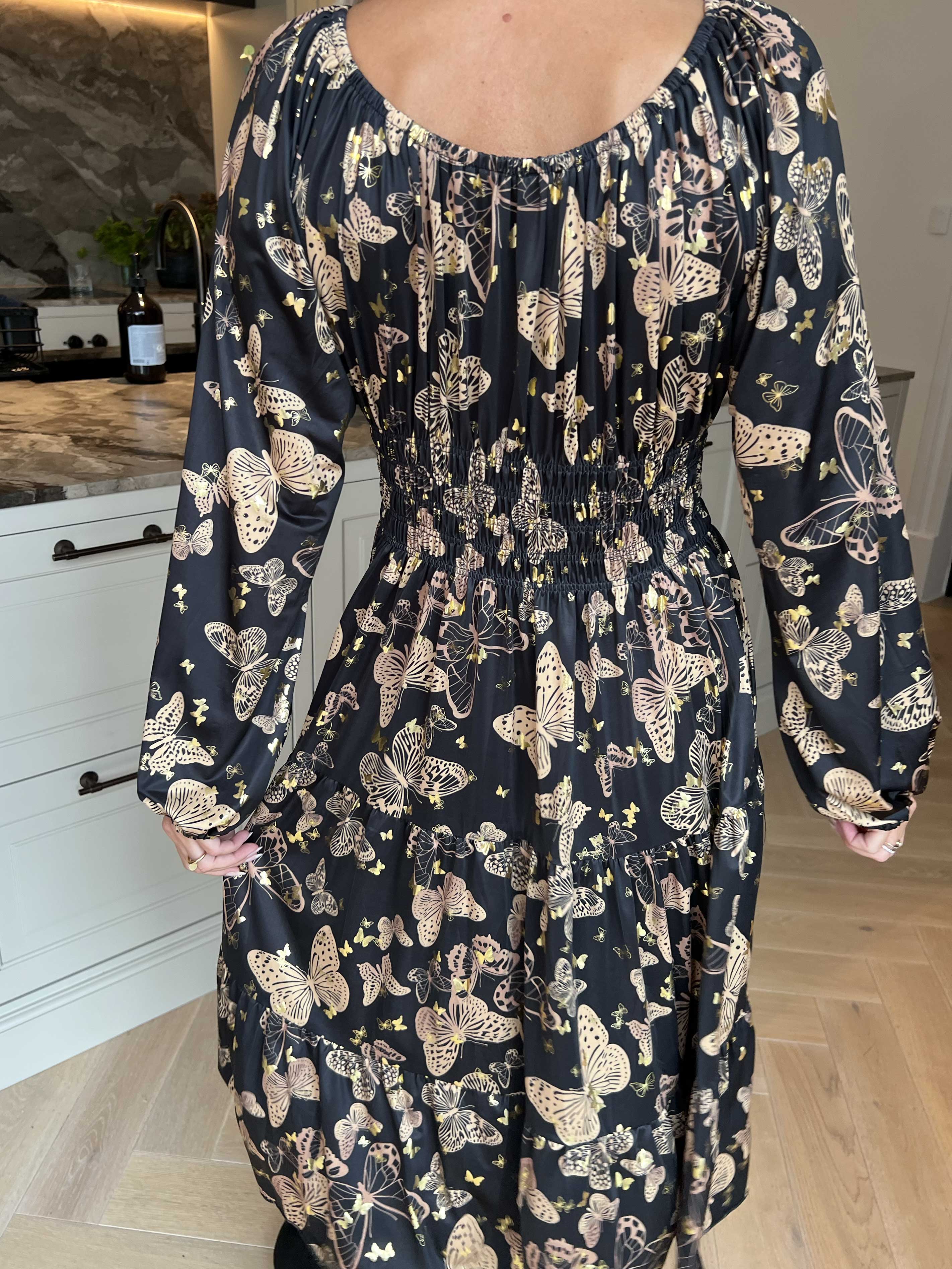 Tea Butterfly L/S - Klänning med resår i midjan och fjärilstryck