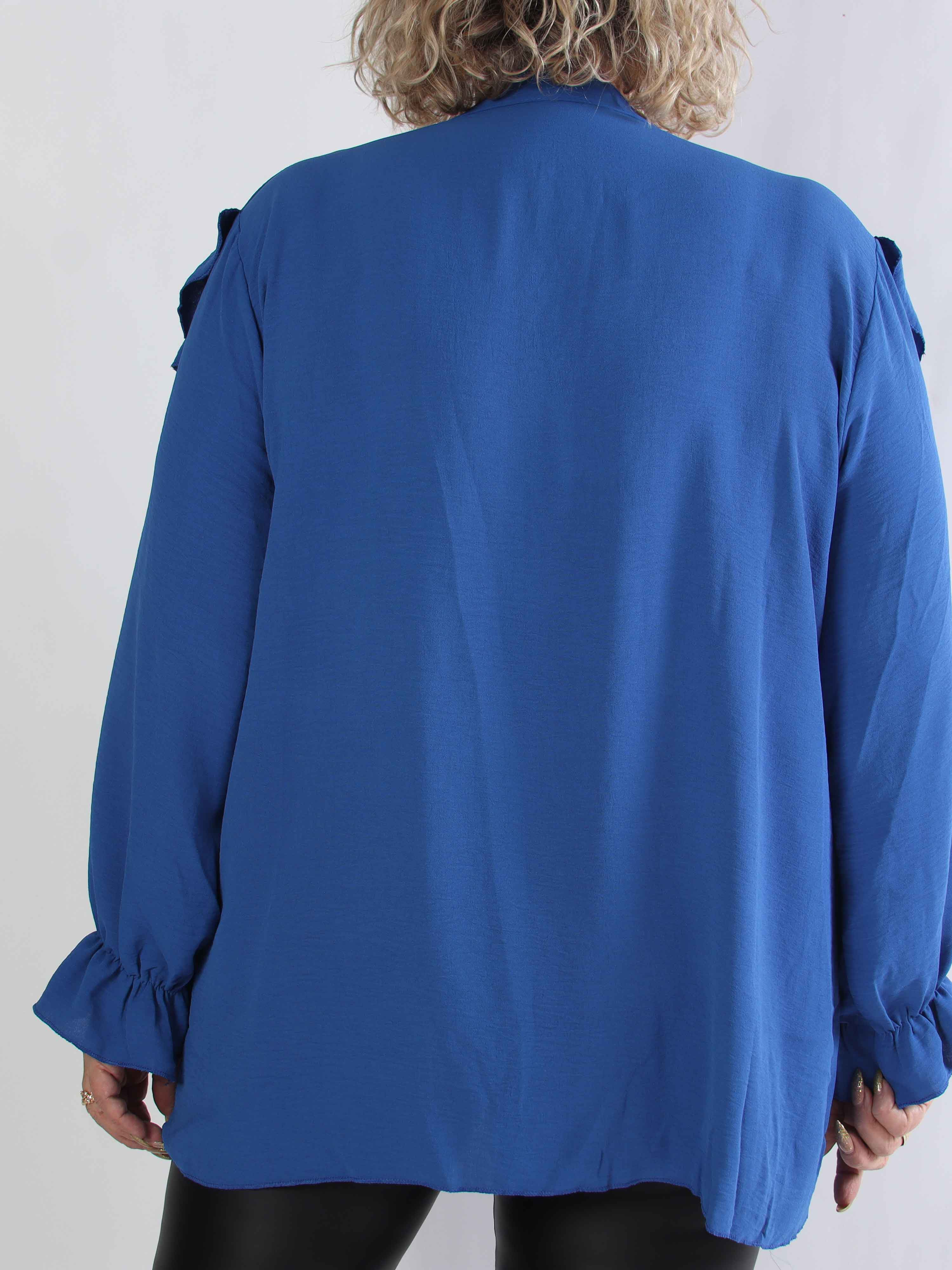 Trudie - Sød plus size skjorte i viskose med fine flæser foran