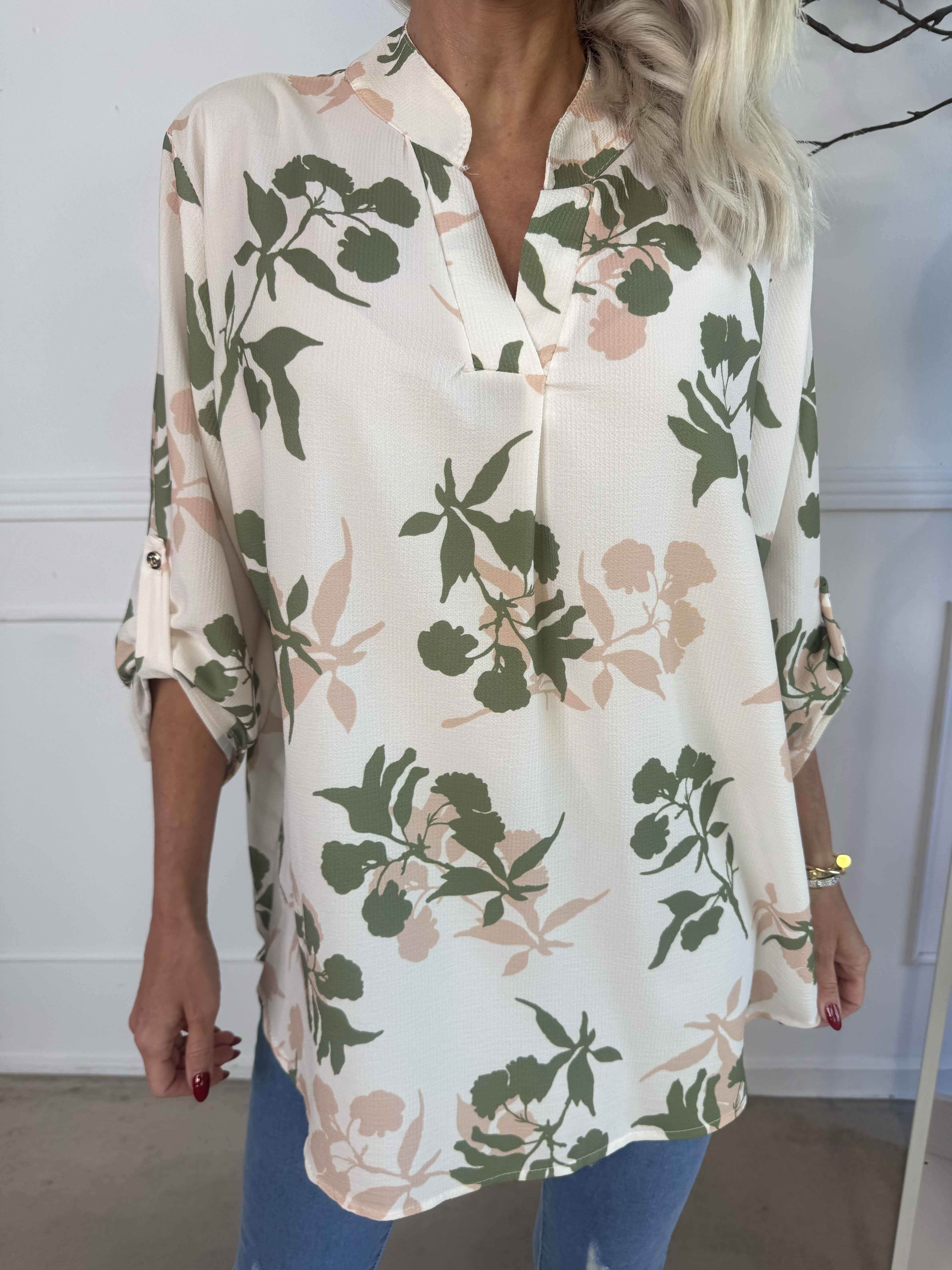 Vanesa Leaf - Tunika i lätt viskos med bladmotiv