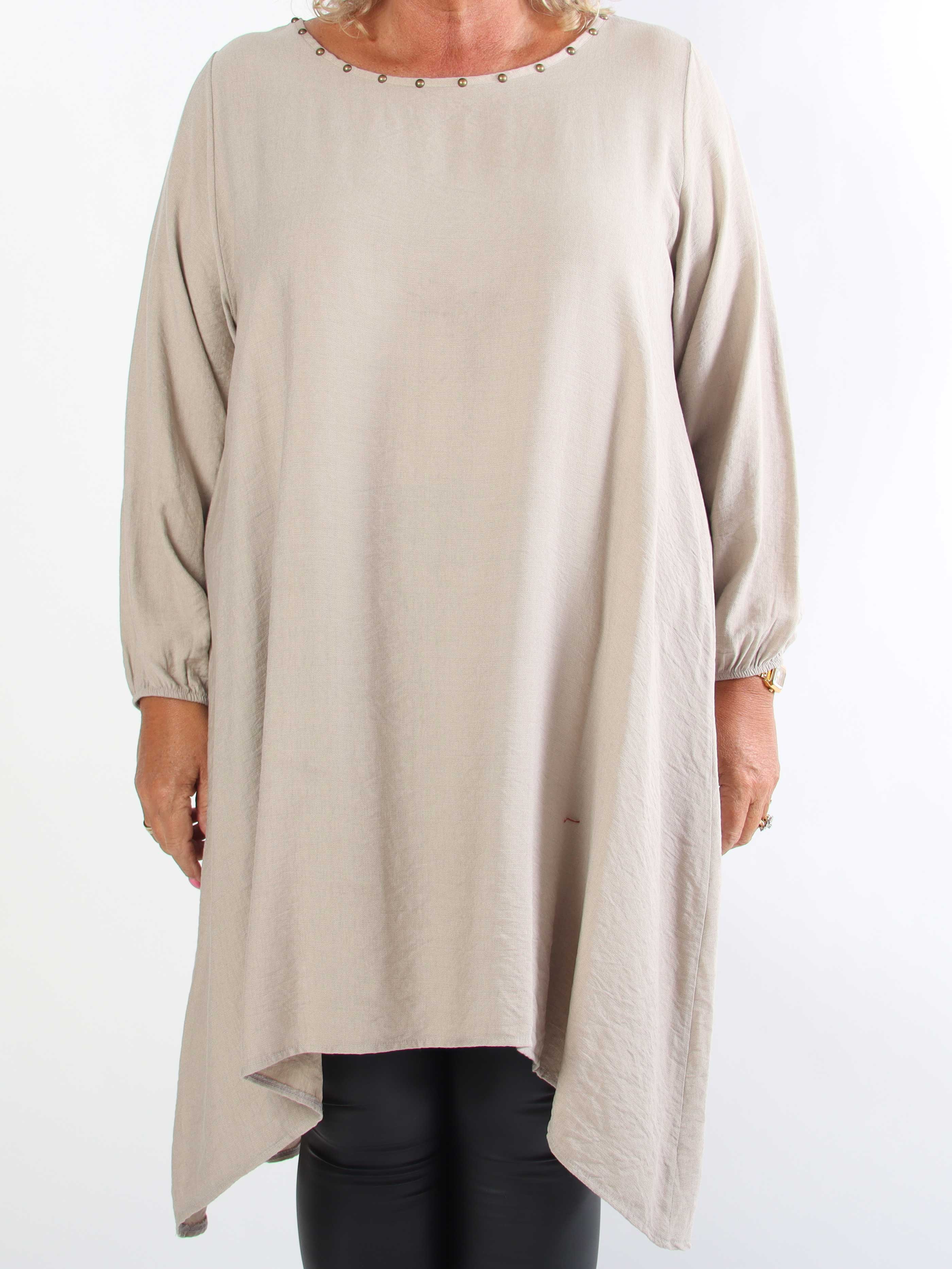 Vienna - Elegant plus size tunikakjole i viskose med fine nittedetaljer