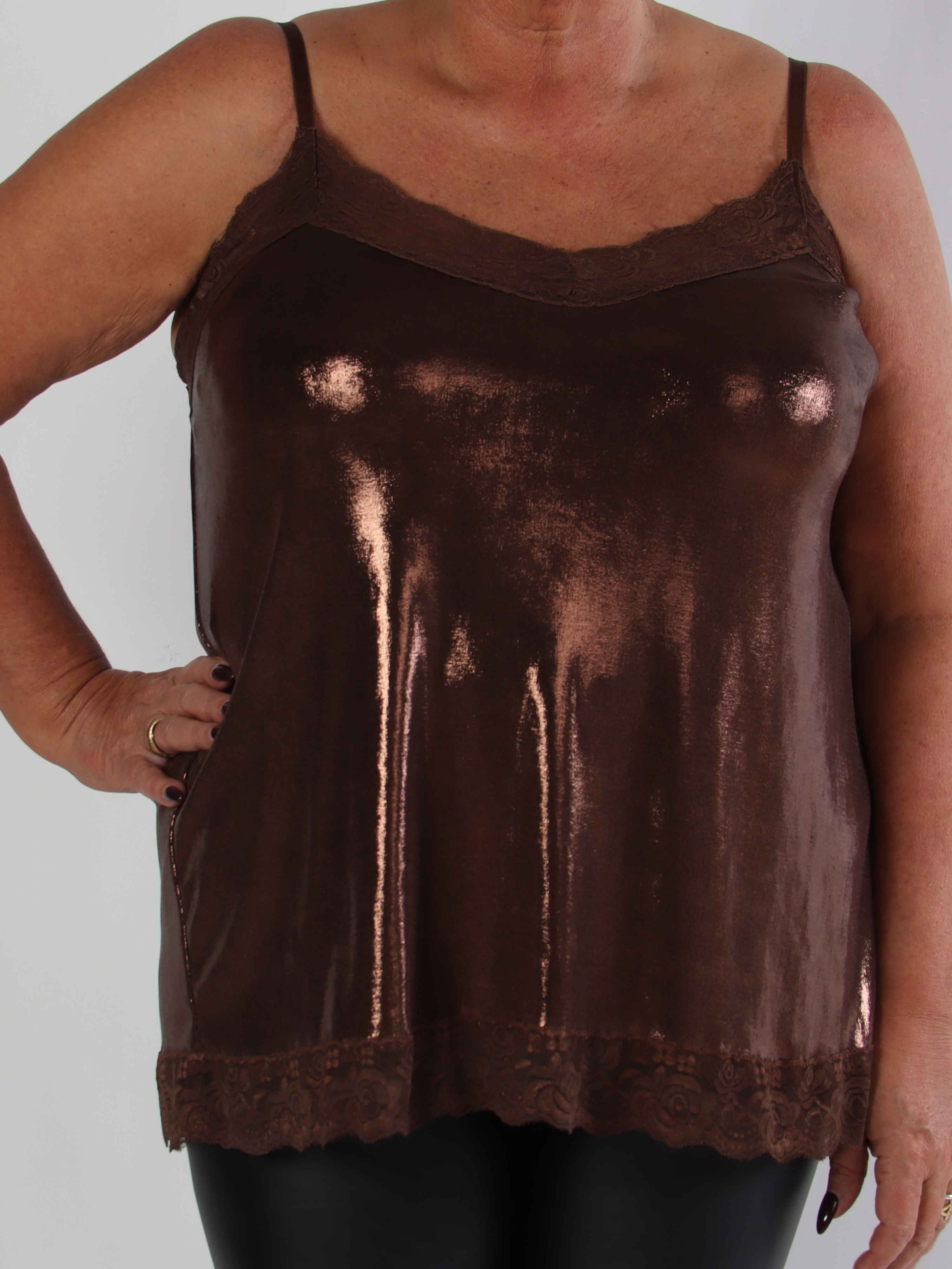 Vivil - Shiny elastisk topp med spetskanter
