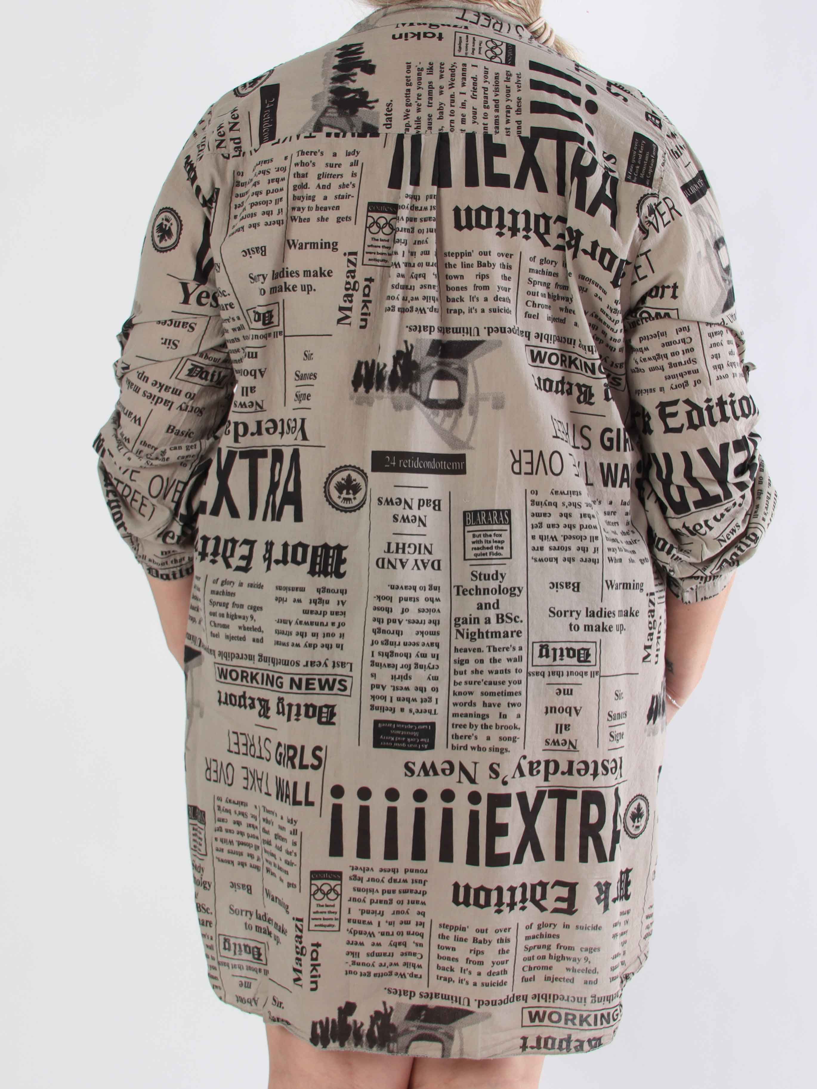 Celestine - Plus size bomullsskjorta med tryck och fickor