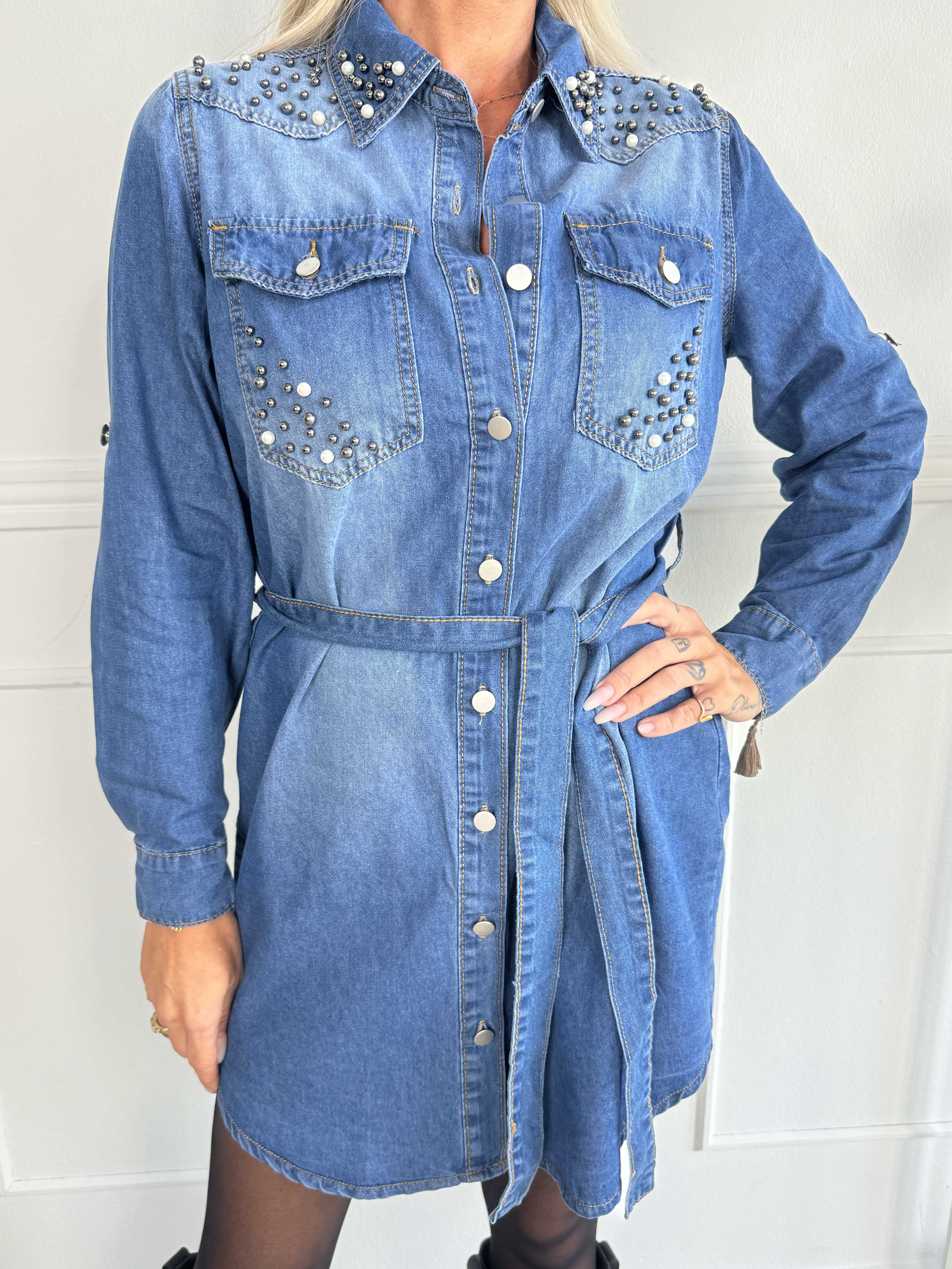 Dayan - Denimskjorta med pärlor och slipsar