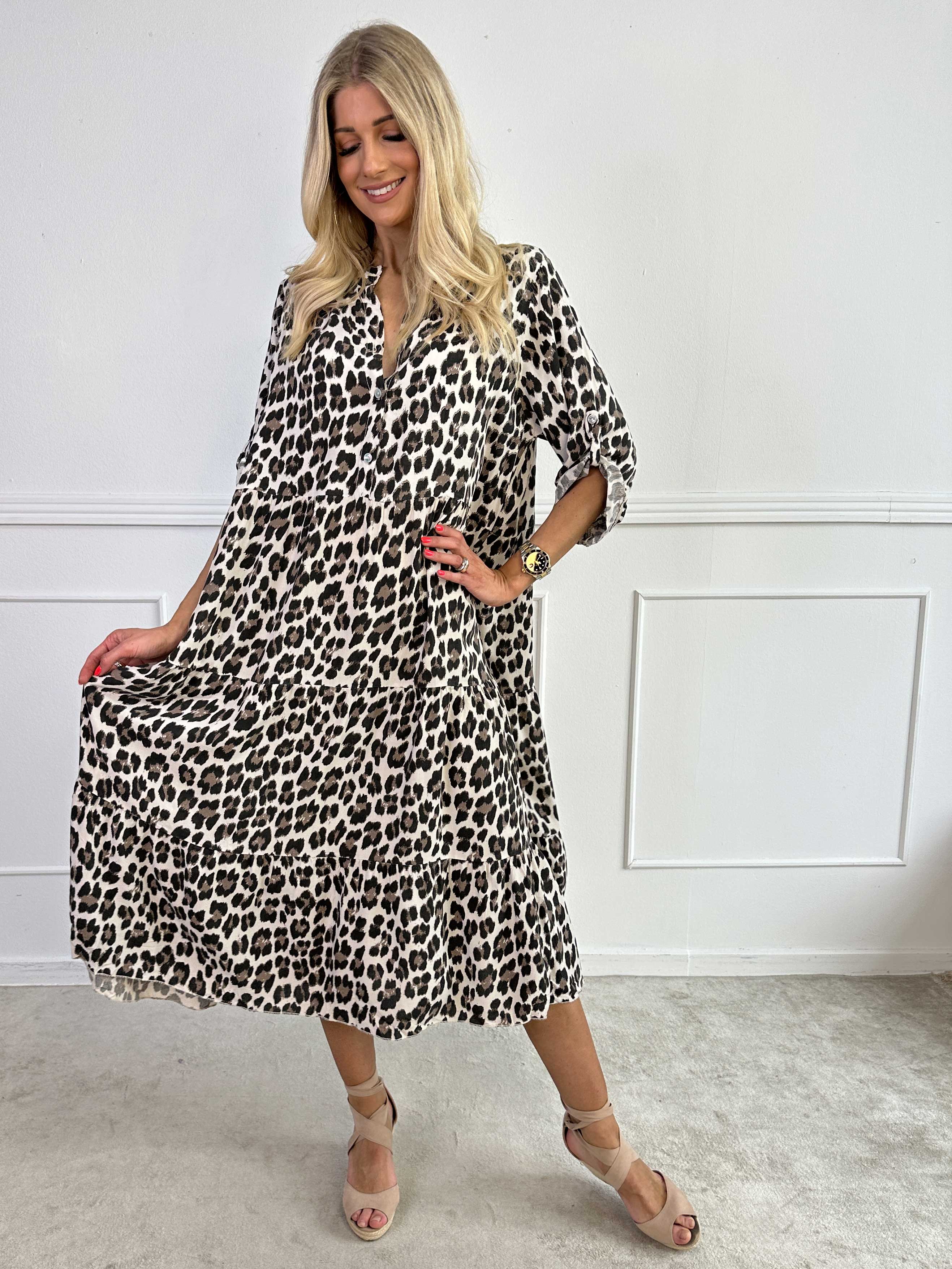 Dotti Leo - Viskosklänning med leopardmönster och lager-på-lager-look