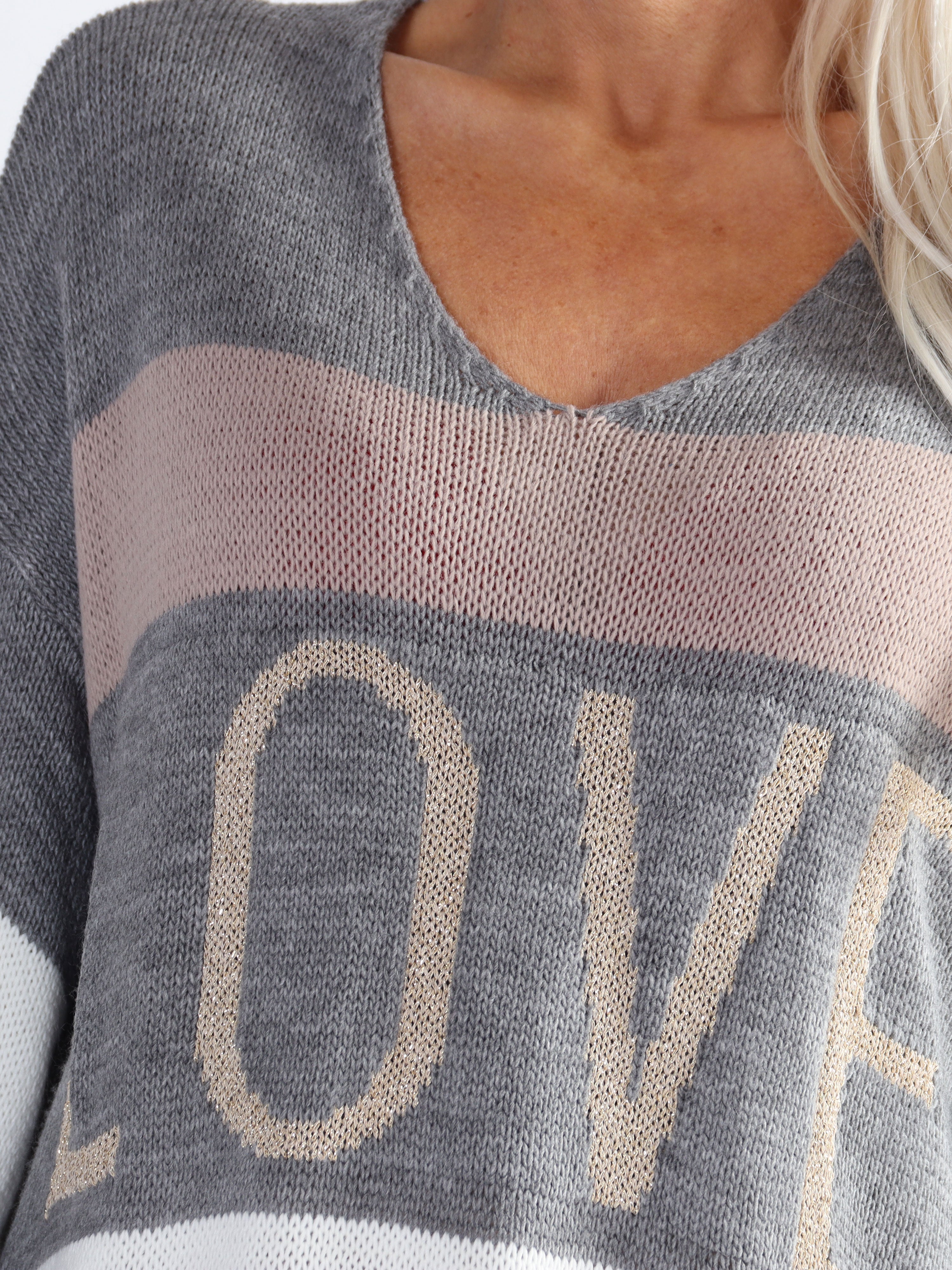 Love - Stickad plus size klänning med breda ränder och text