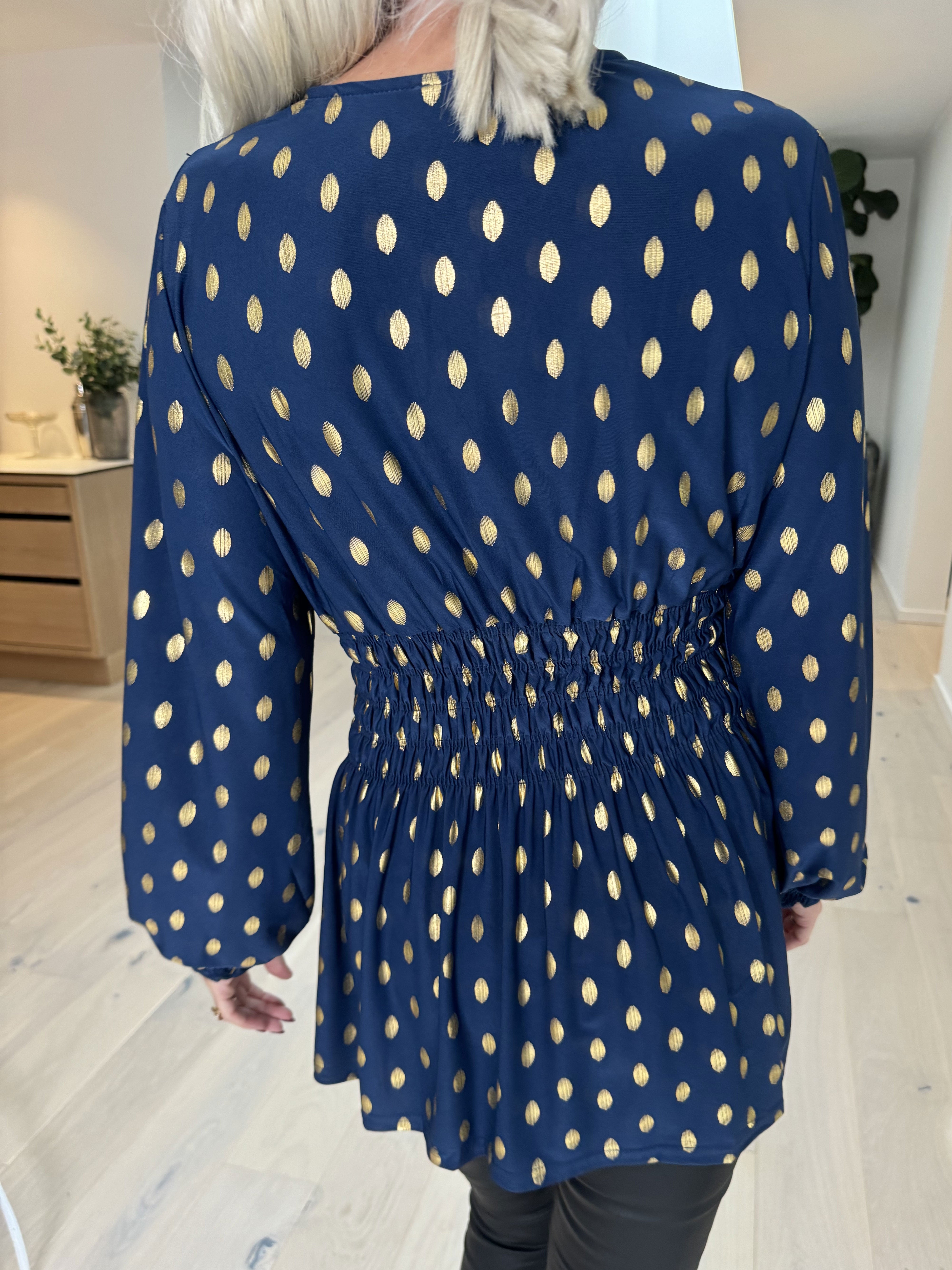 Pams Gold Dot Shirt L/S - Elastisk blus i skrynkelfritt tyg