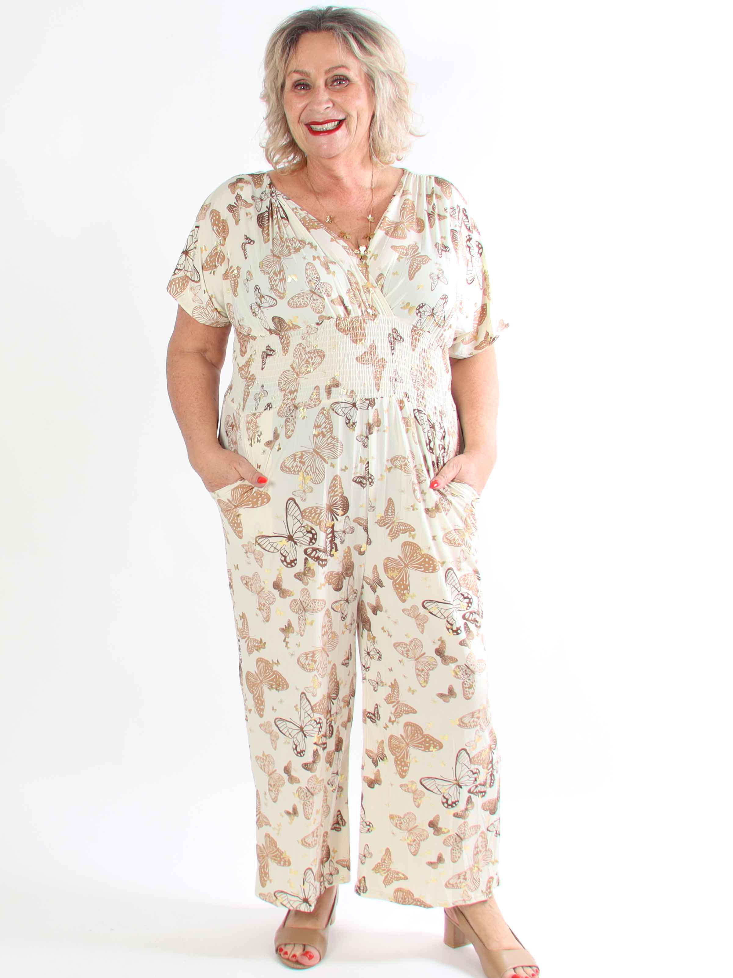 Pams Gold Leaf Jumpsuit - Plus size buksedragt med blad mønster og guld dutter