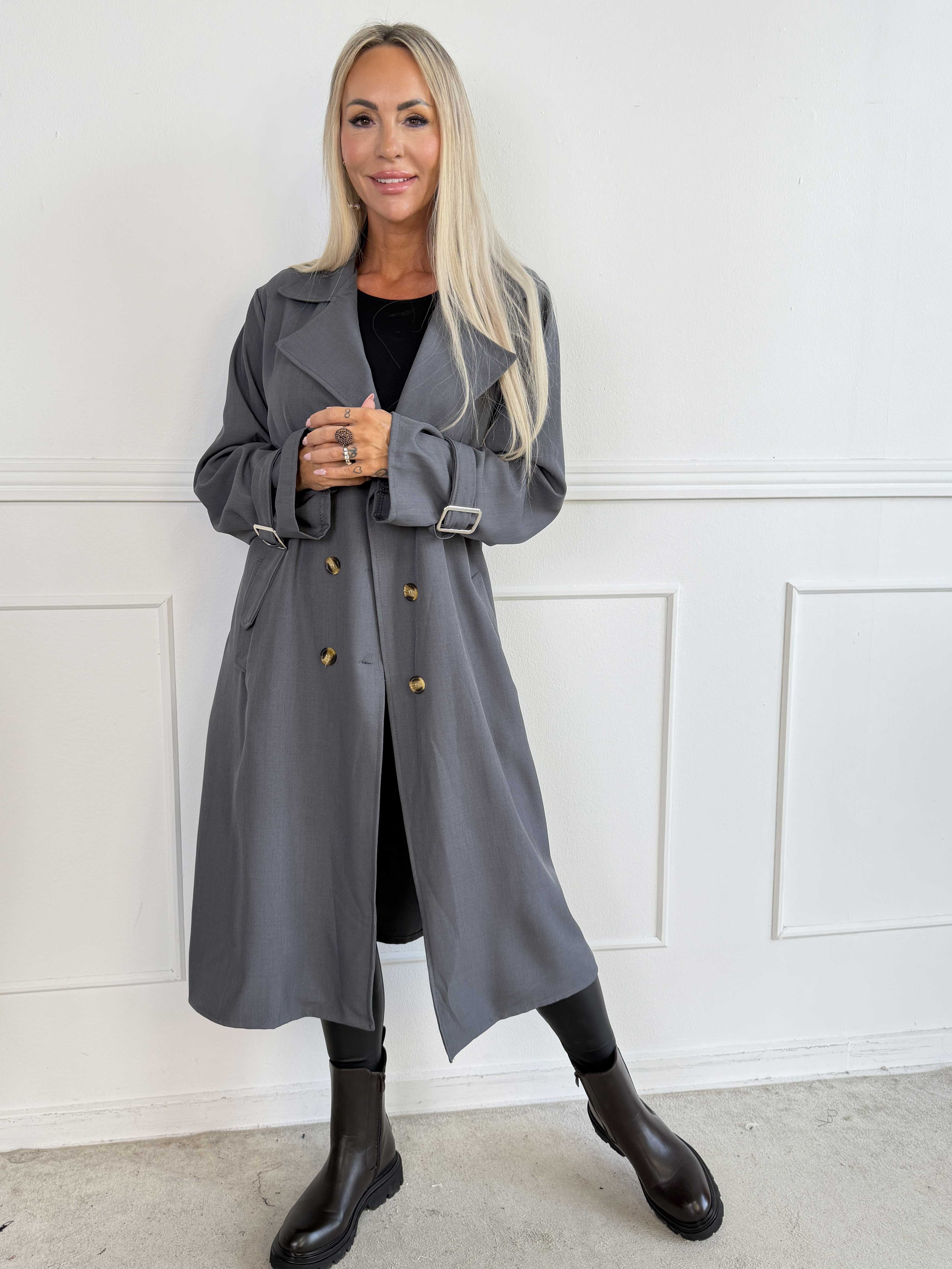 Sharpay 2.0 – Lätt trenchcoat med knytskärp