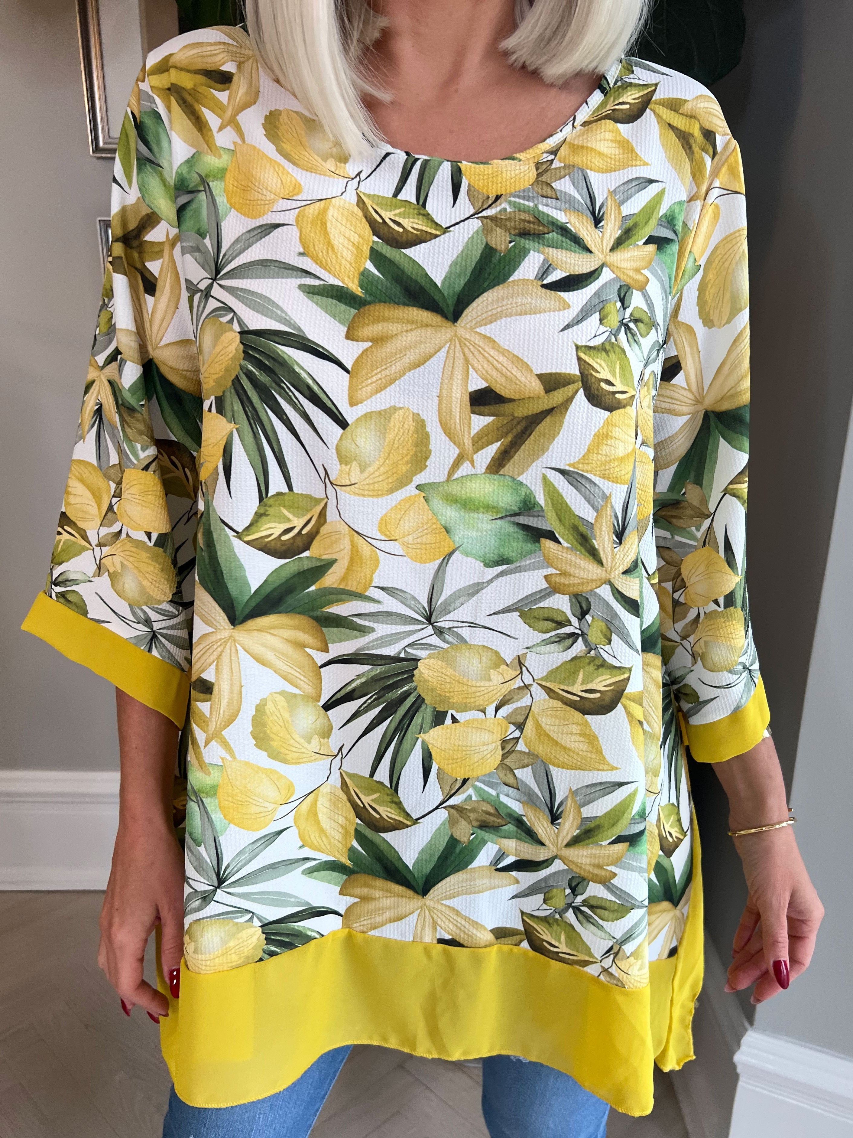 Dahlia - Lätt och luftig tunika med sött blommönster