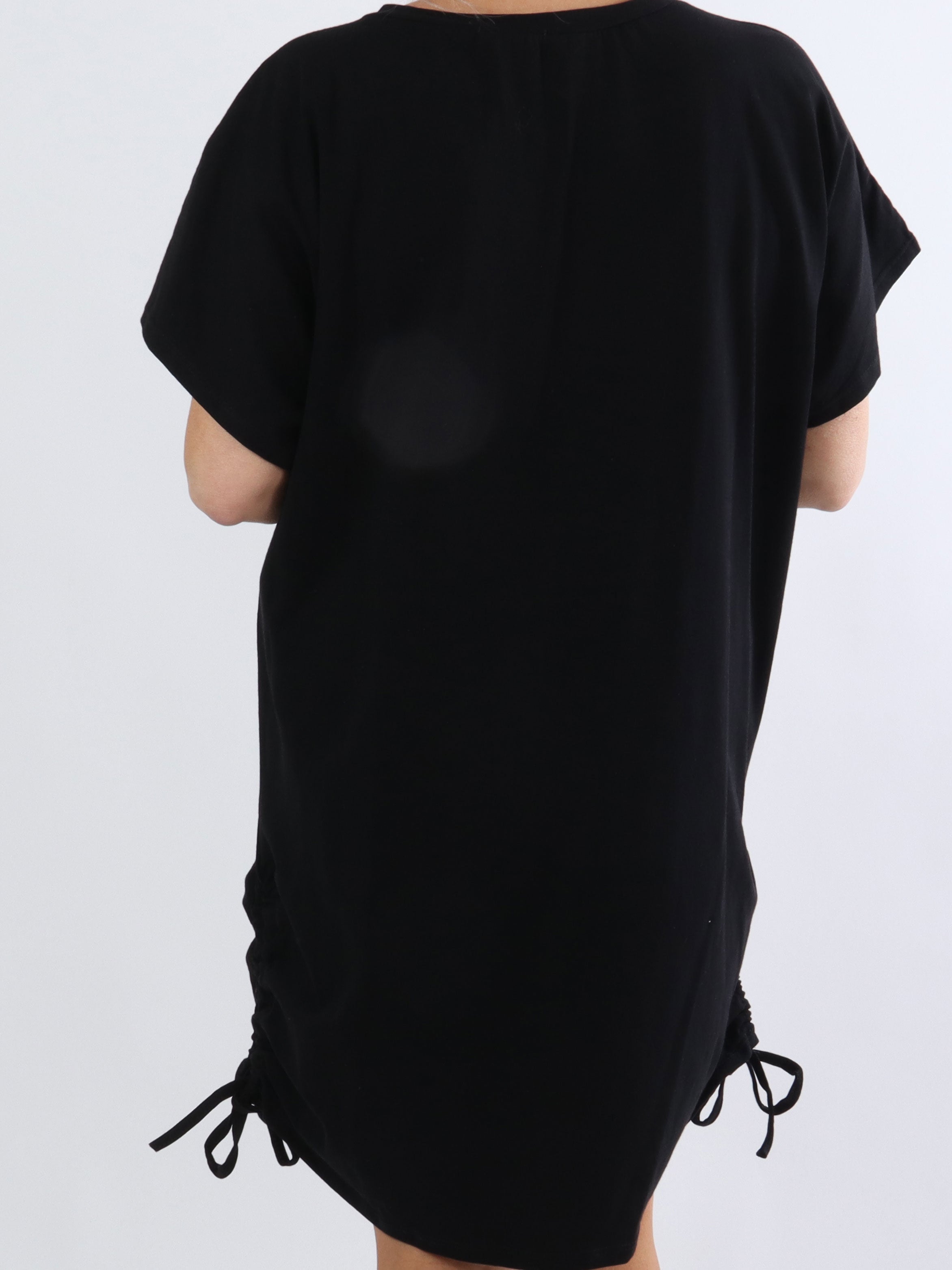 Linnea - Plus size t-shirt klänning med text och spets