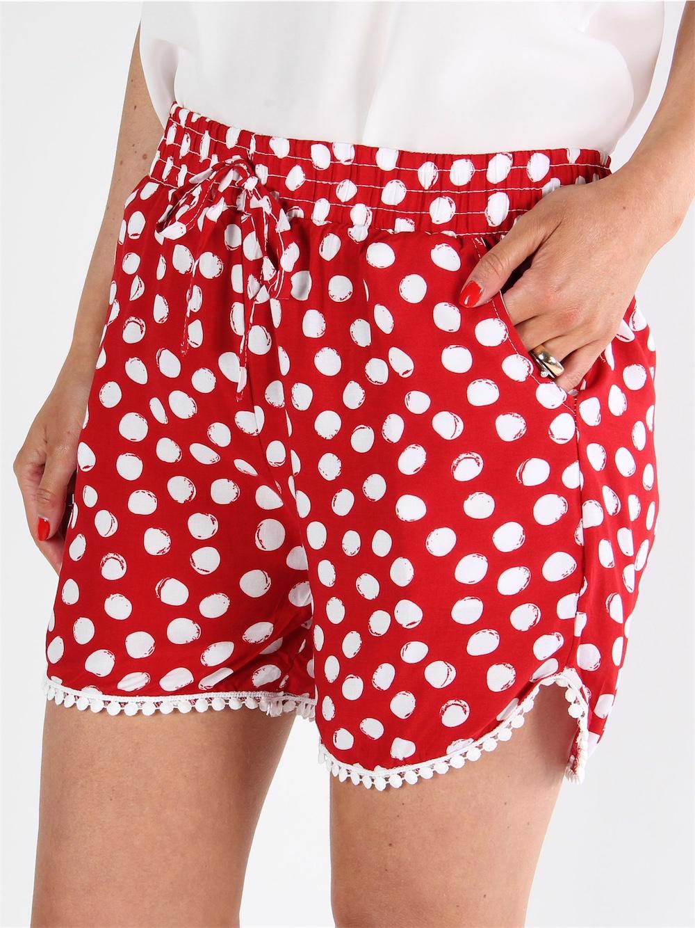 Mona - Bordeauxröda shorts med blommönster och elastisk kant